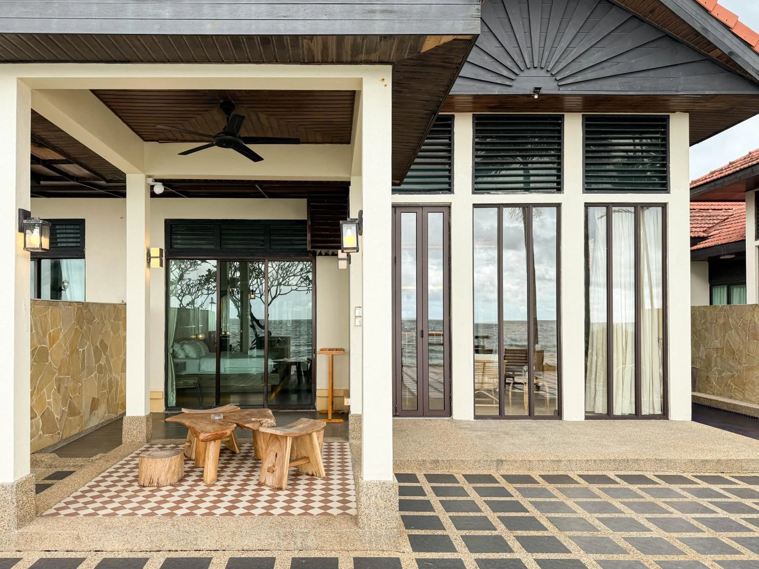 Property building in Bonheur at Karambunai