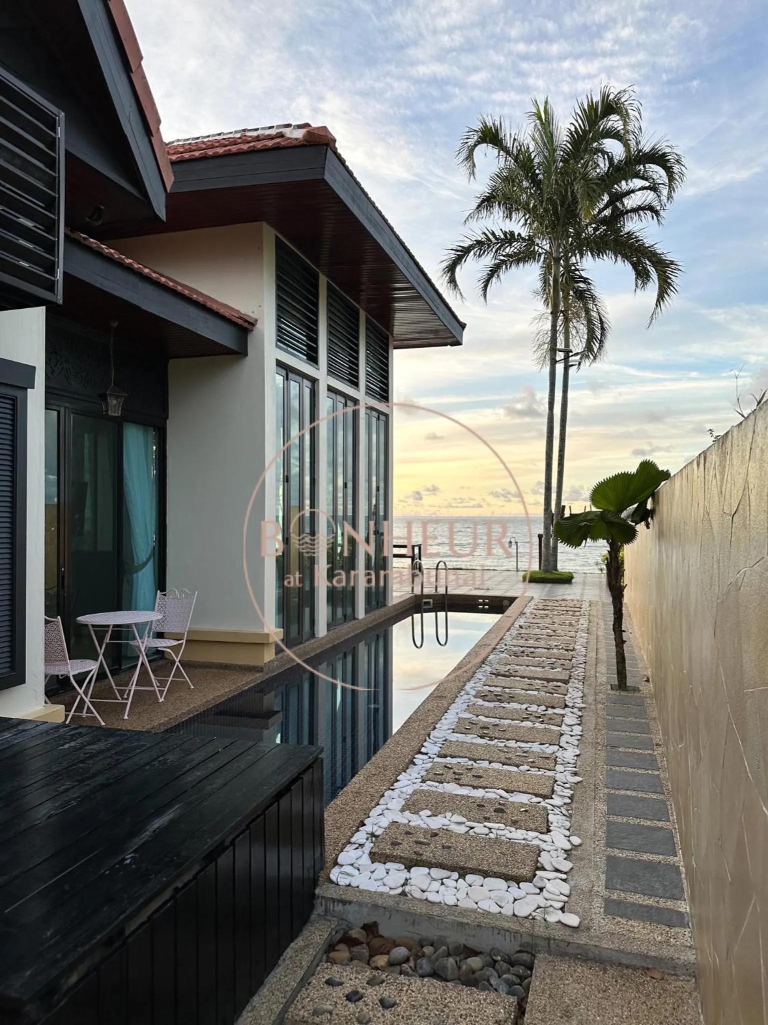 Property building in Bonheur at Karambunai