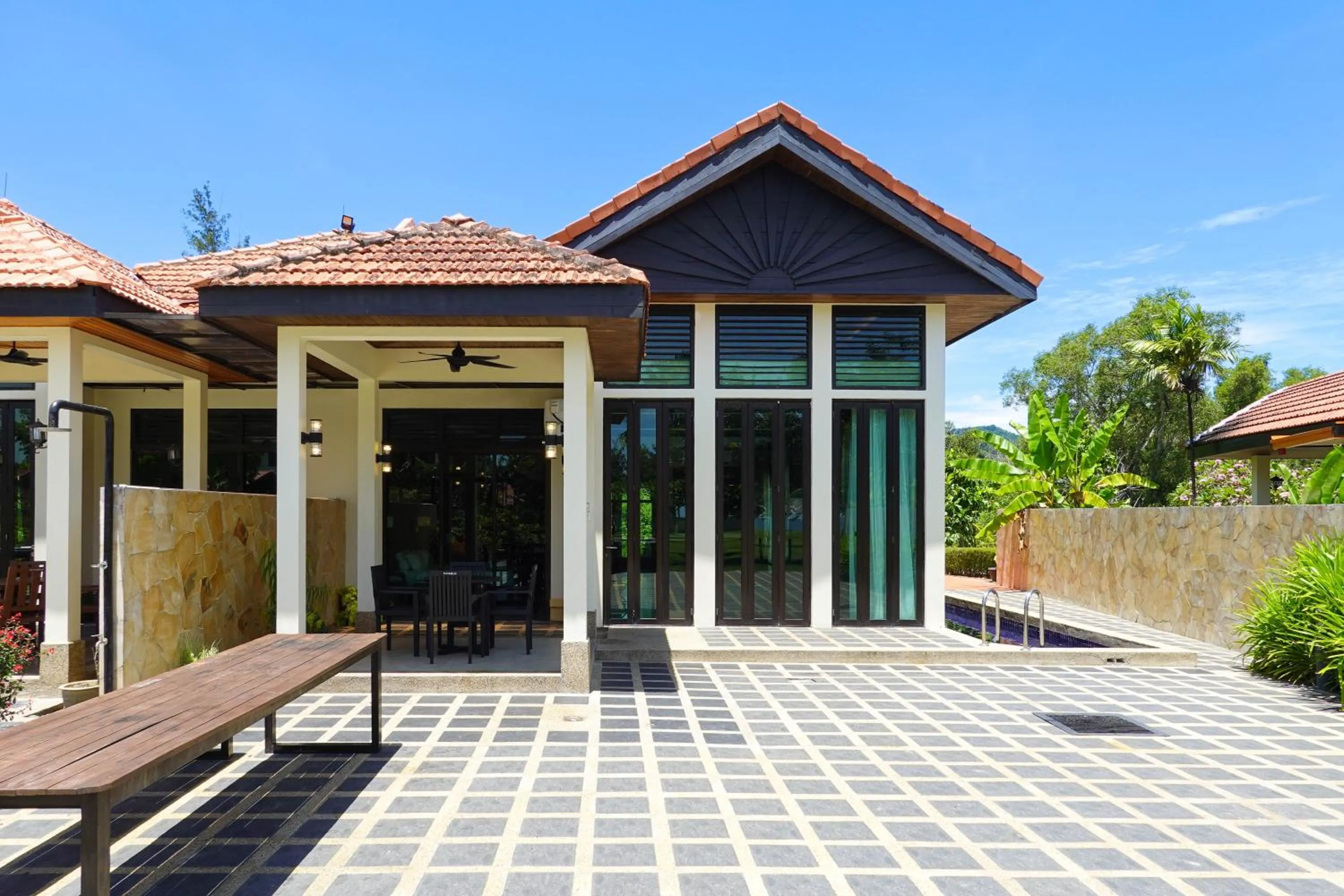 Property building in Bonheur at Karambunai