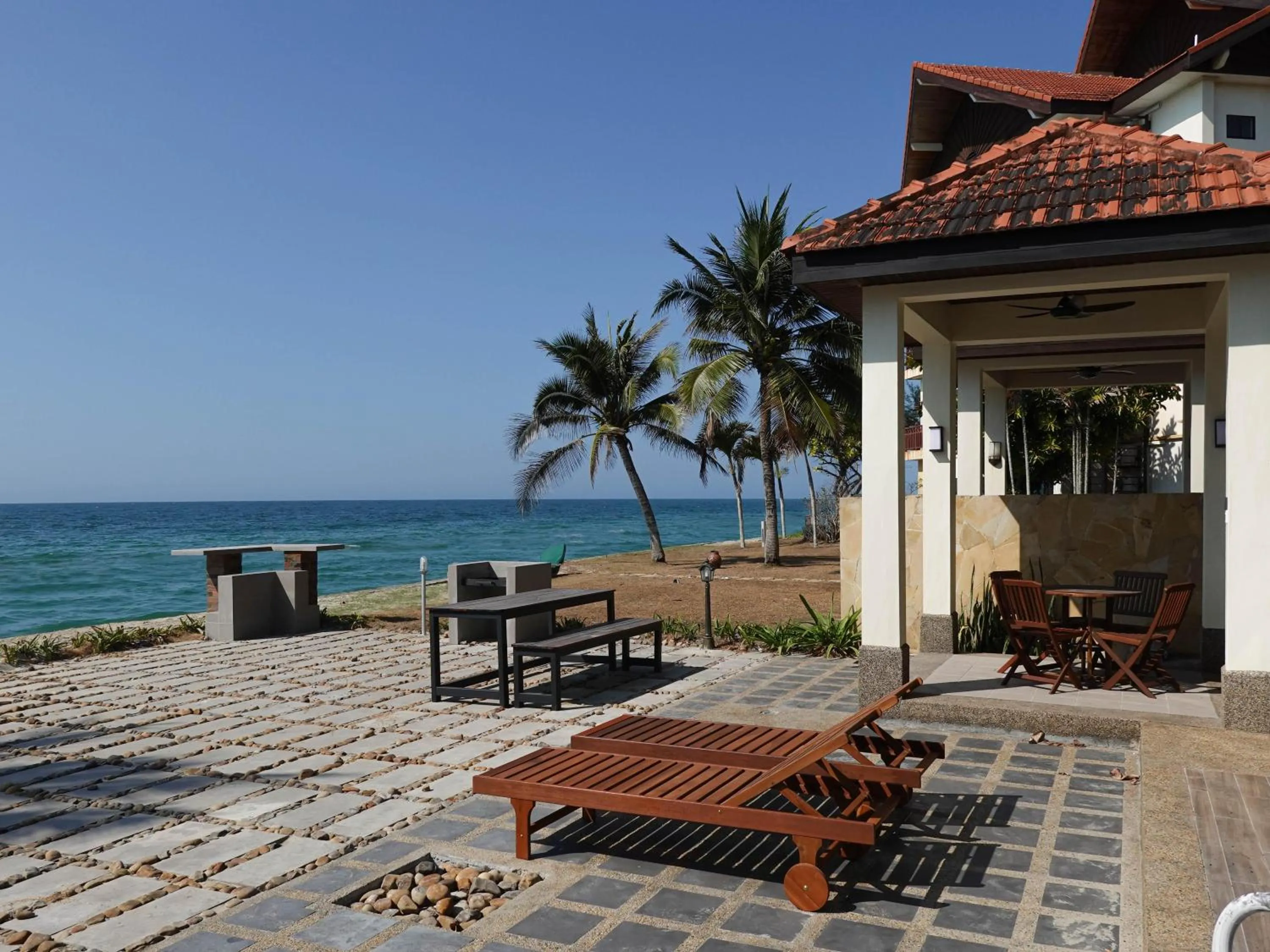 Property building in Bonheur at Karambunai