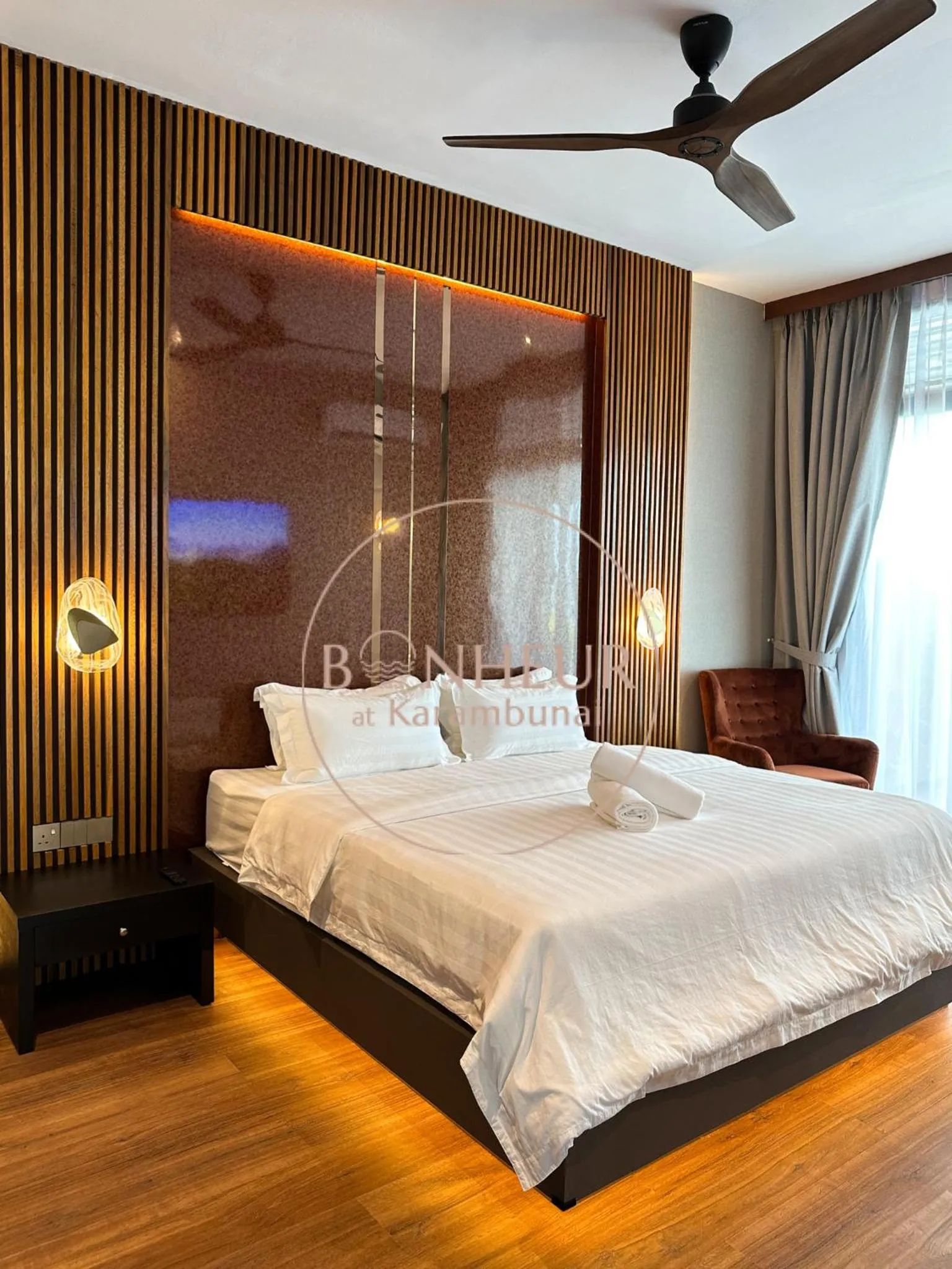 Bed in Bonheur at Karambunai