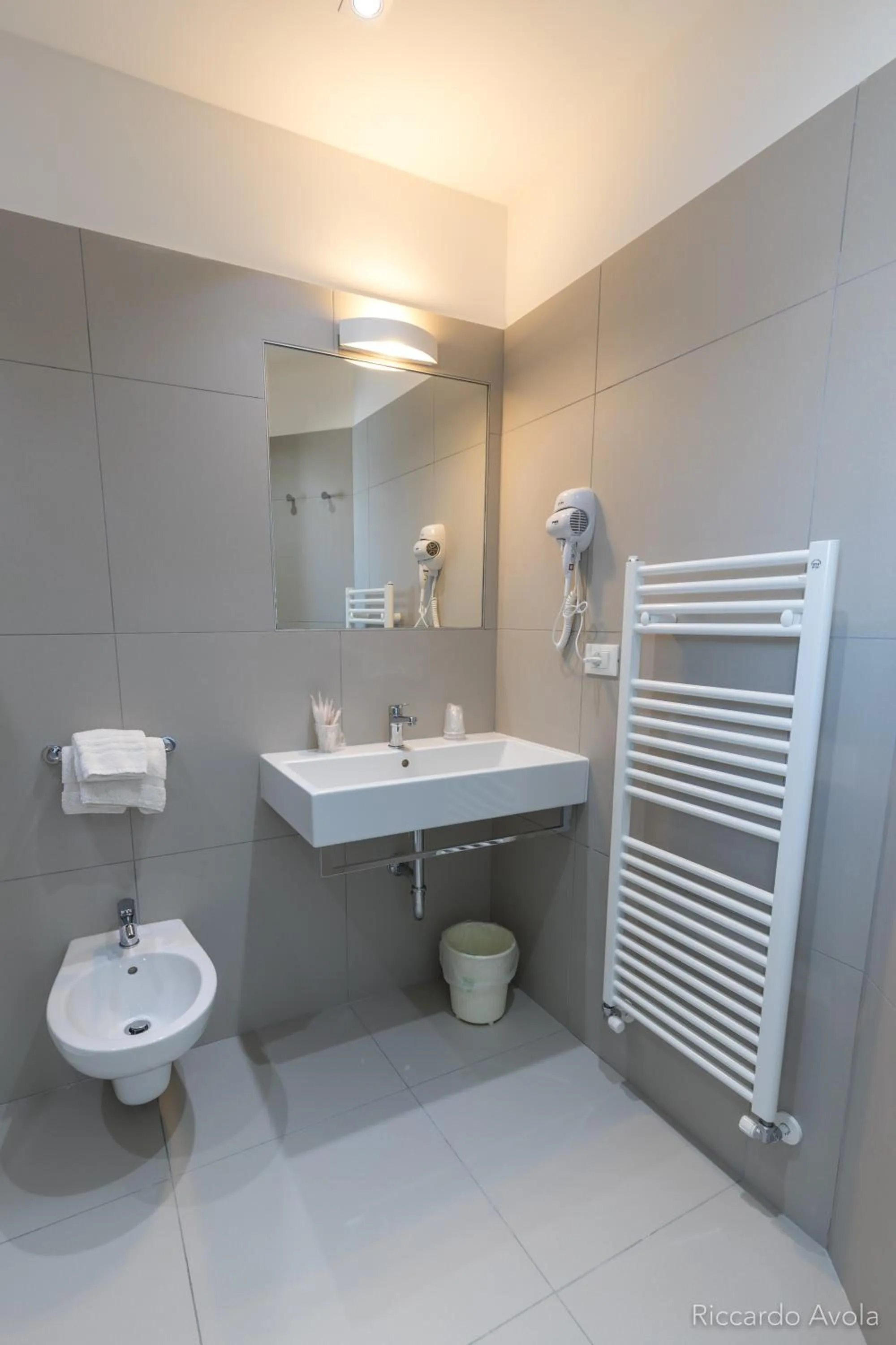 Bathroom in Hotel Aurora & Appartamenti