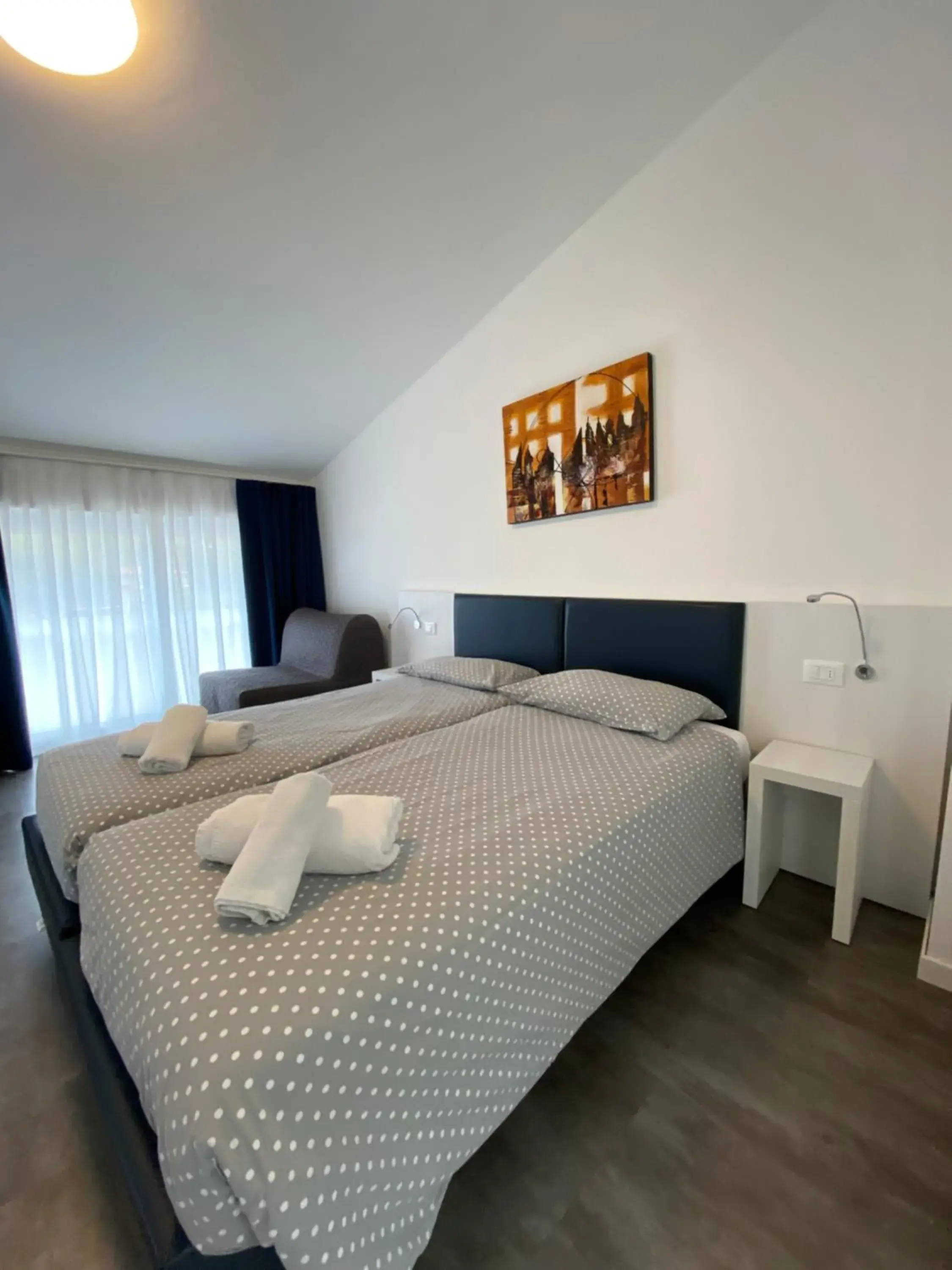 Triple Room in Hotel Aurora & Appartamenti Triple Room in Hotel Aurora & Appartamenti