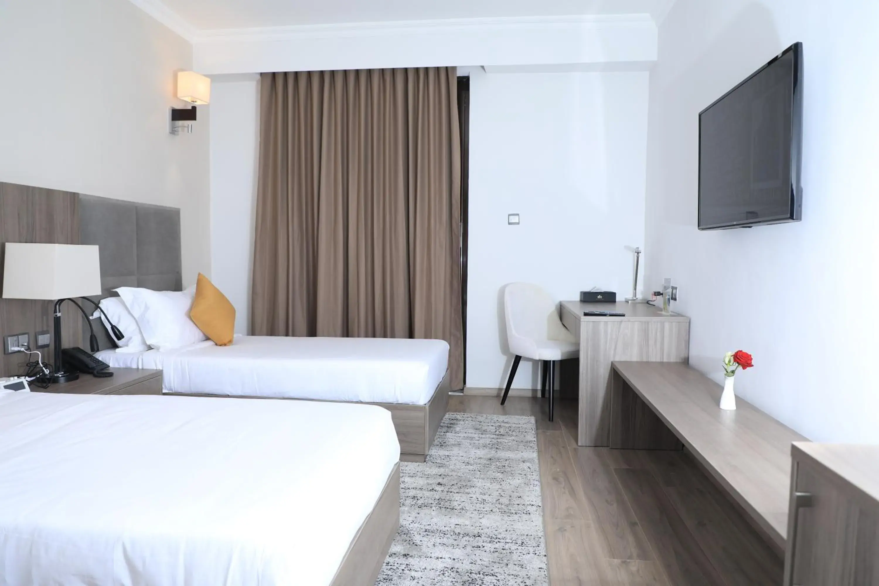 Standard Twin Room in TH BonRoyal Hotel Standard Twin Room in TH BonRoyal Hotel