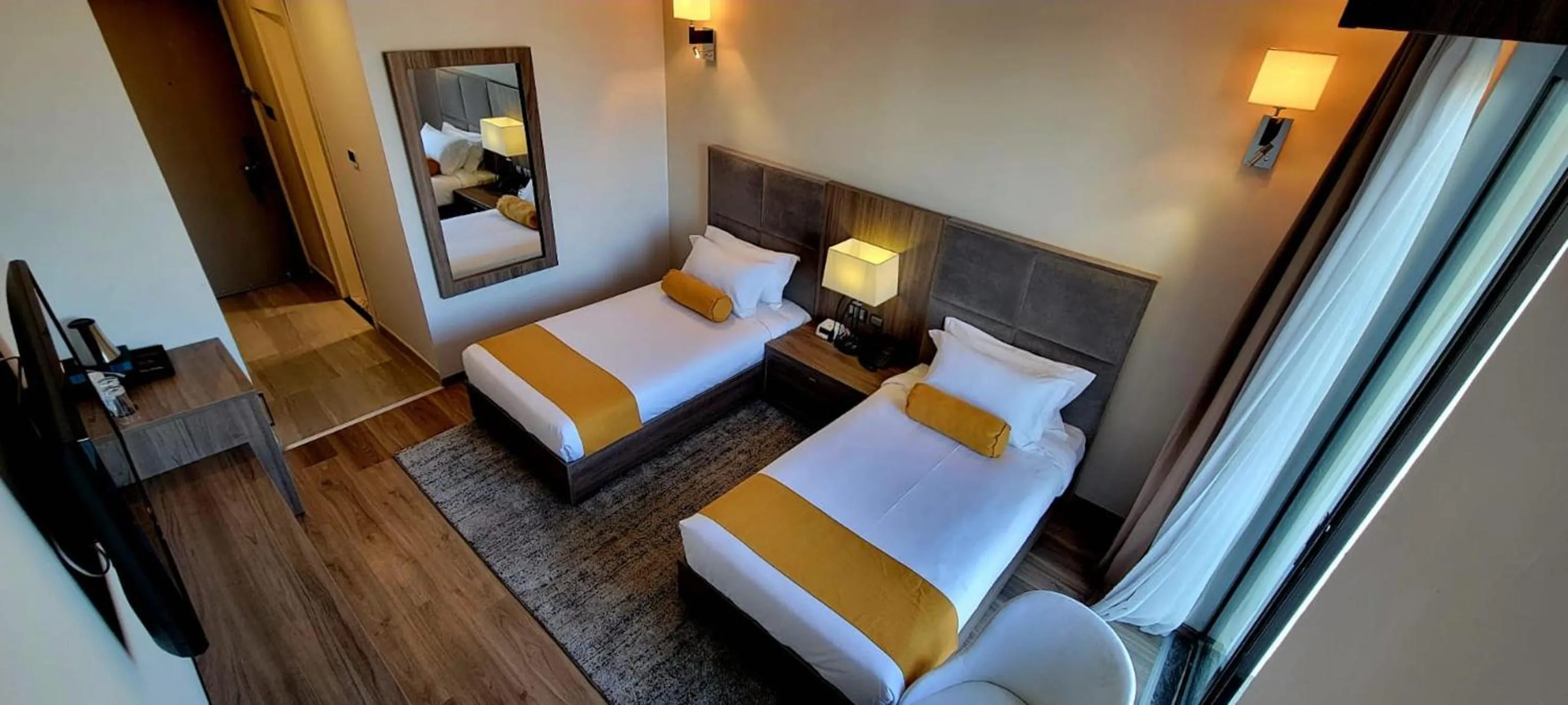 Bedroom, Bed in TH BonRoyal Hotel