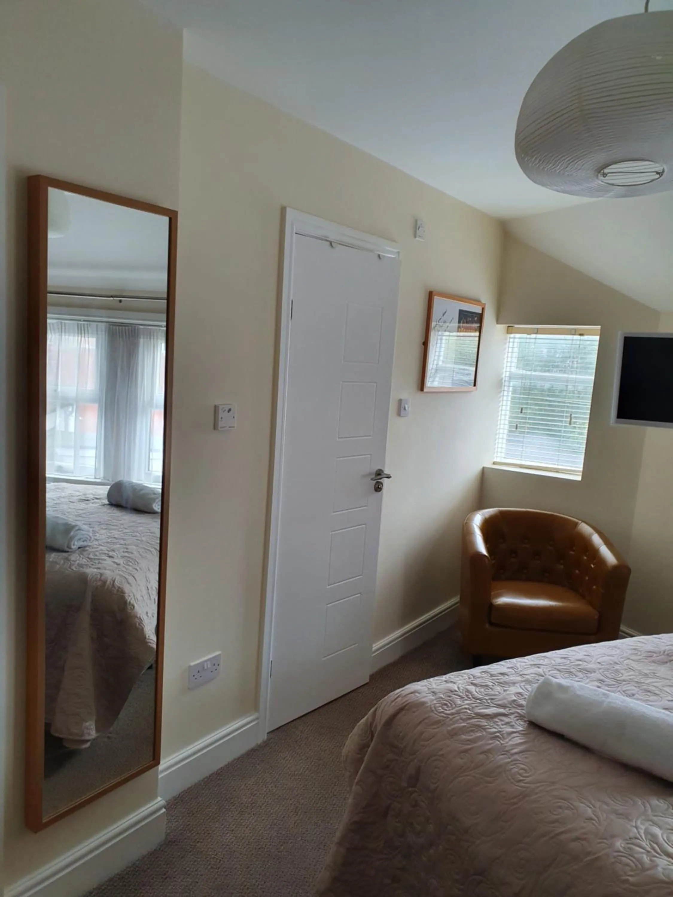 Bed in The Flowerpot