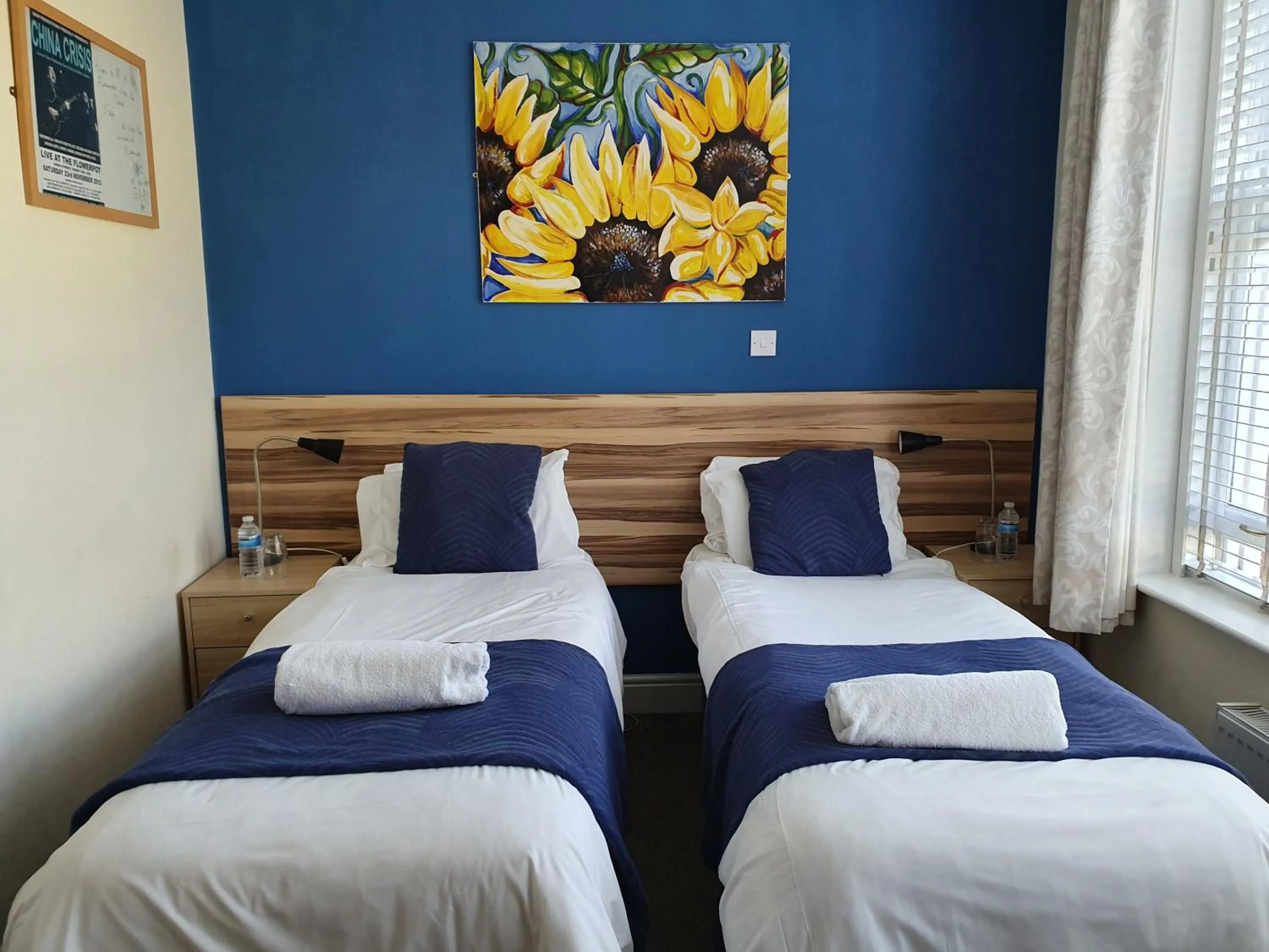 Bed in The Flowerpot