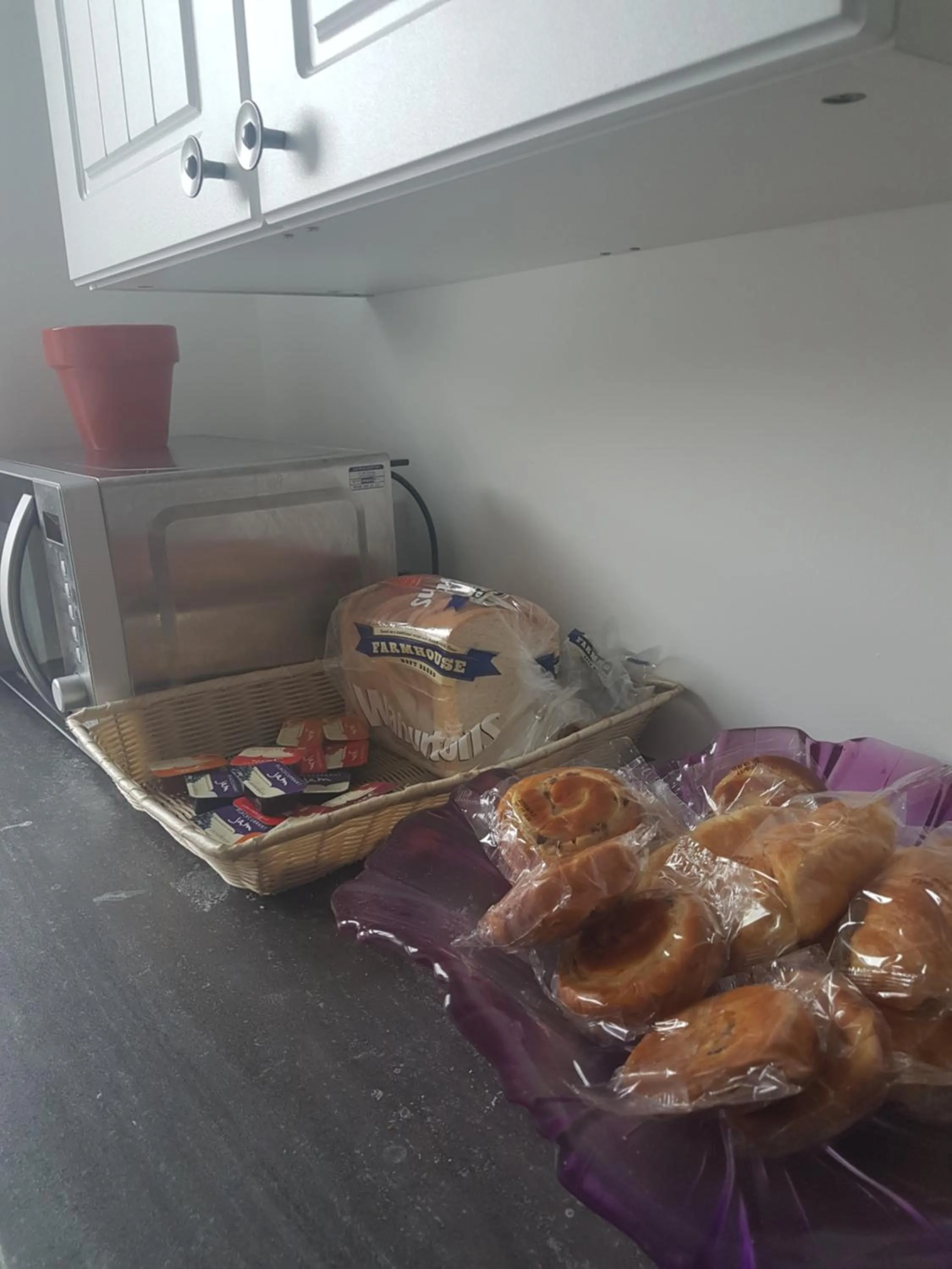 Breakfast in The Flowerpot