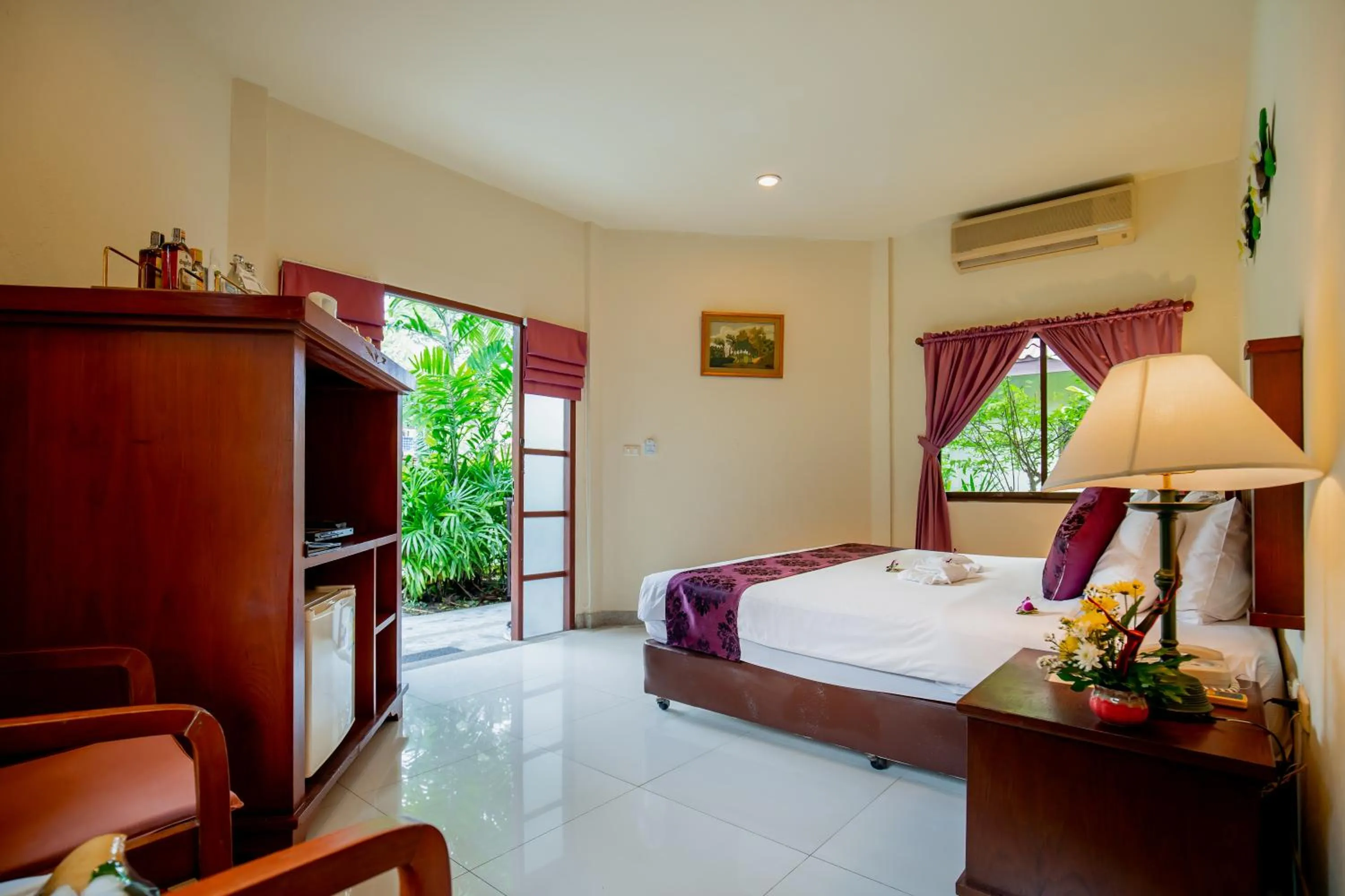 Photo of the whole room, Bed in Phuket Leelavadee Hua Ting Resort
