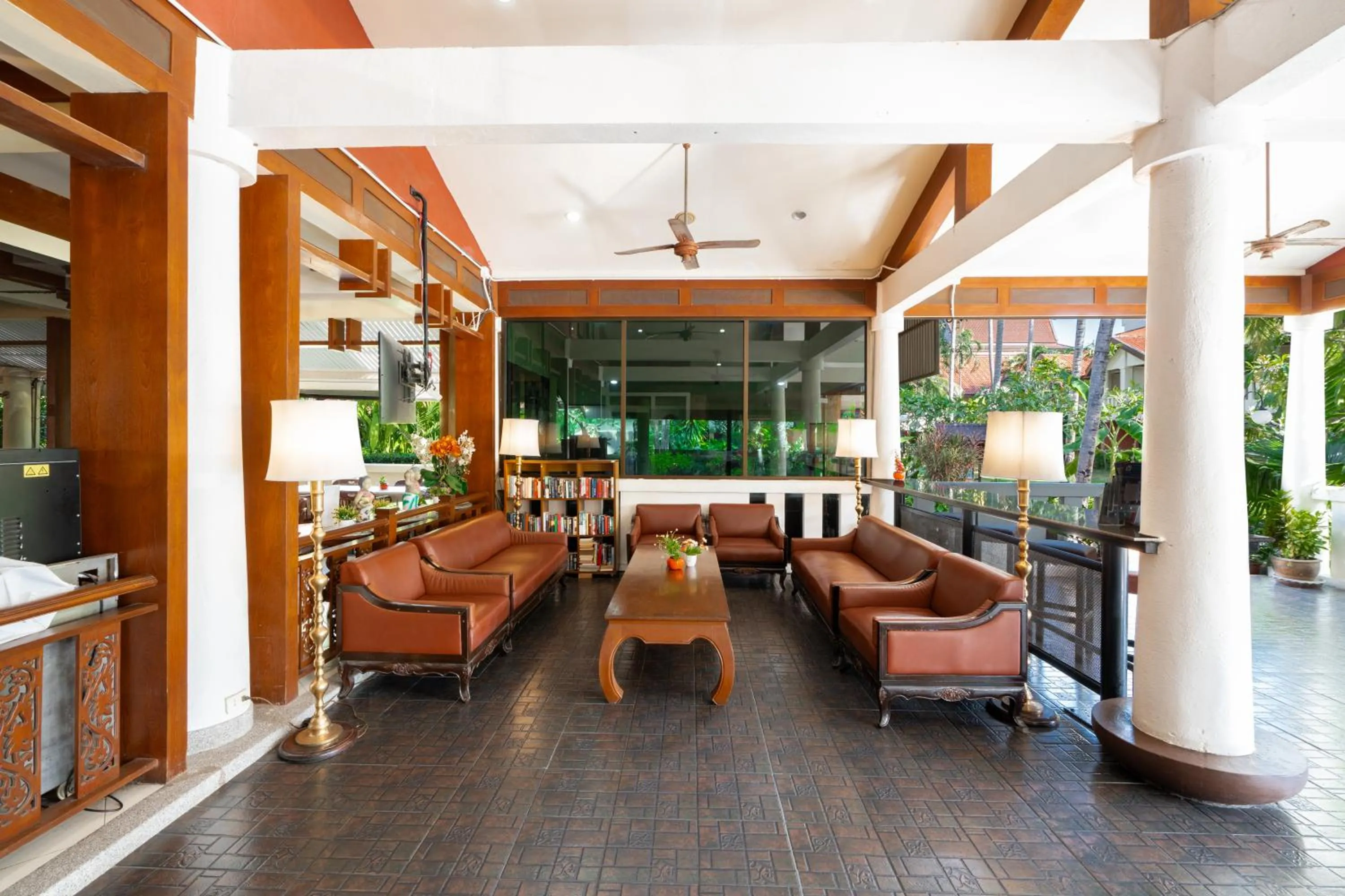 Communal lounge/ TV room in Phuket Leelavadee Hua Ting Resort