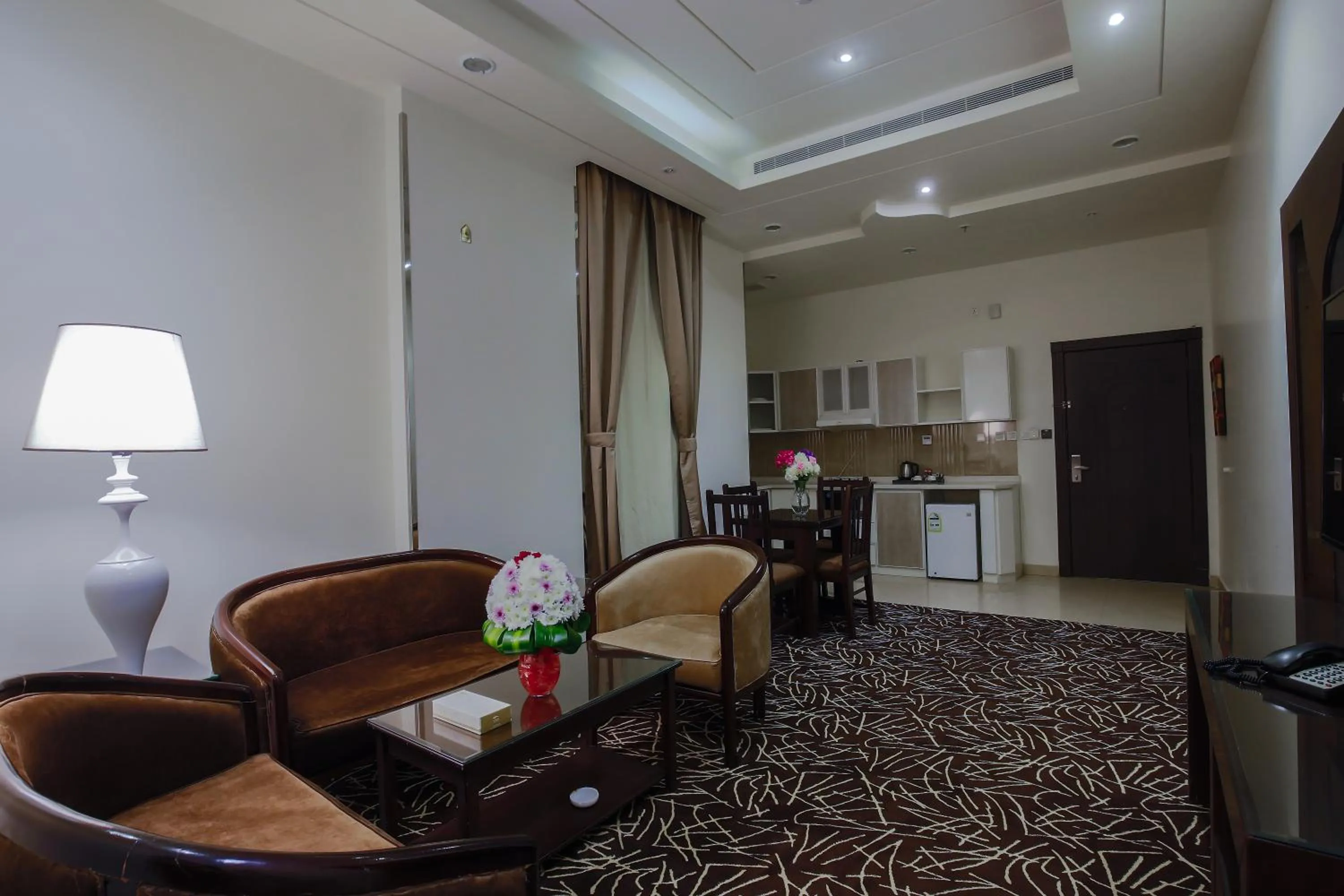 Kitchen or kitchenette in Rest Night Serviced Apartments- AlHamra