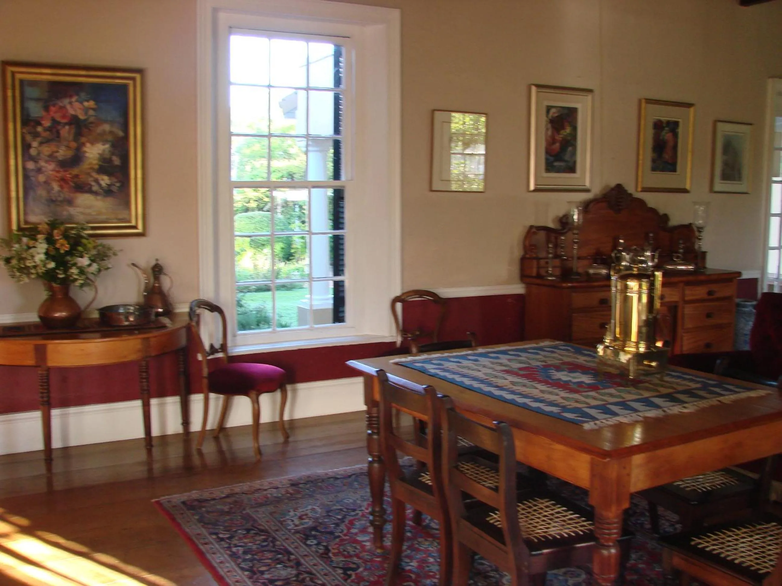 Restaurant/places to eat in Die Waenhuis Guest House