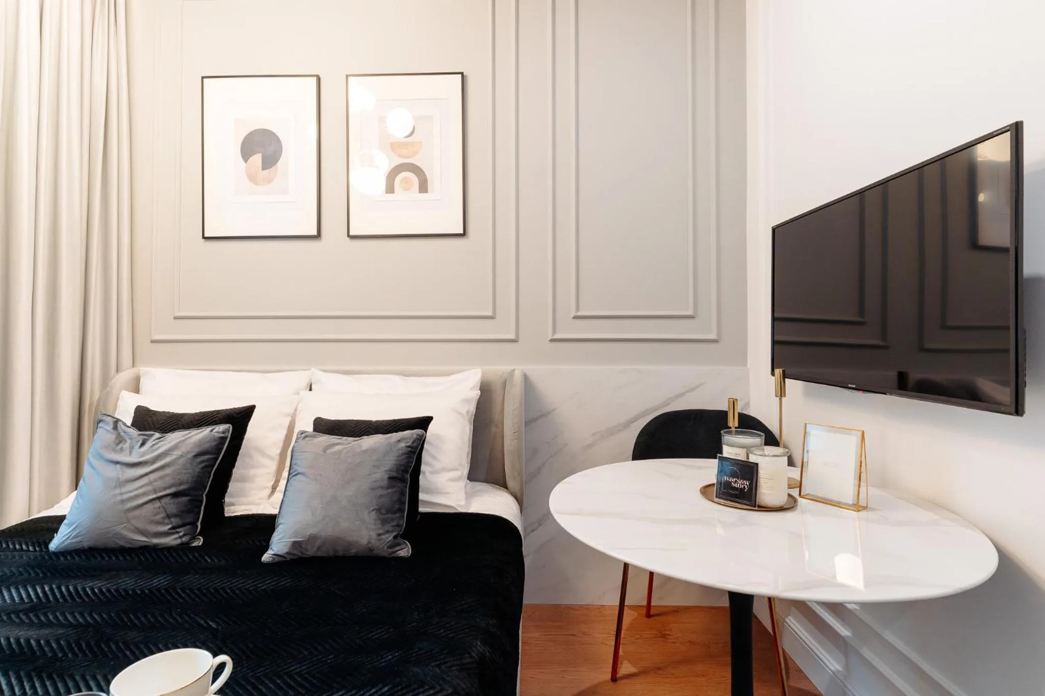 Bed in Warsaw Story - LoftAffair Collection