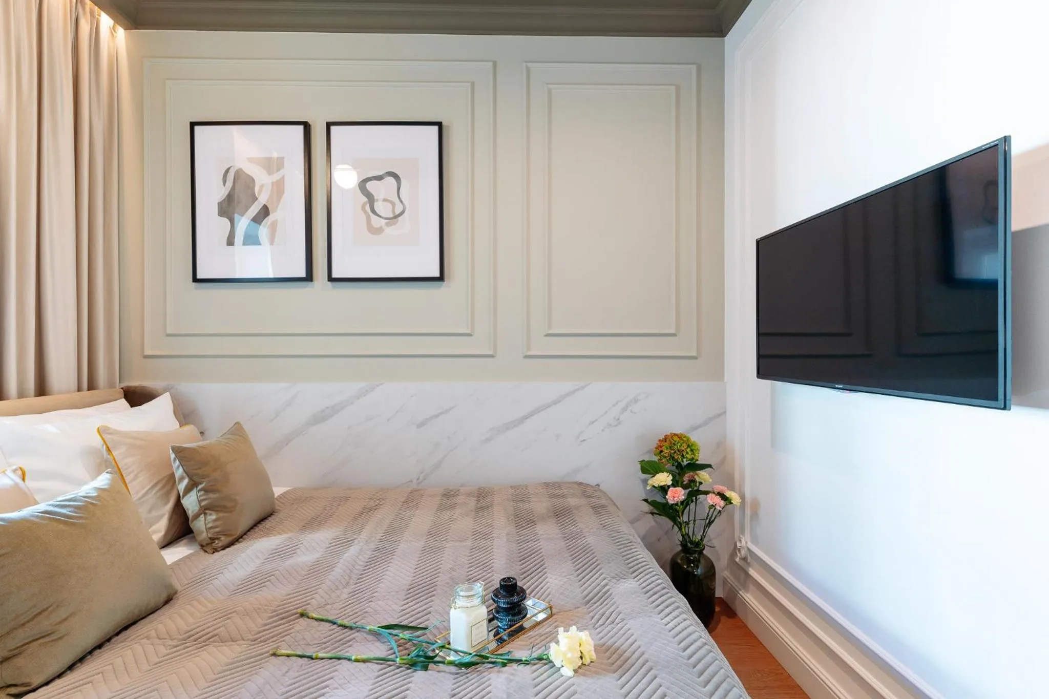 Bed in Warsaw Story - LoftAffair Collection