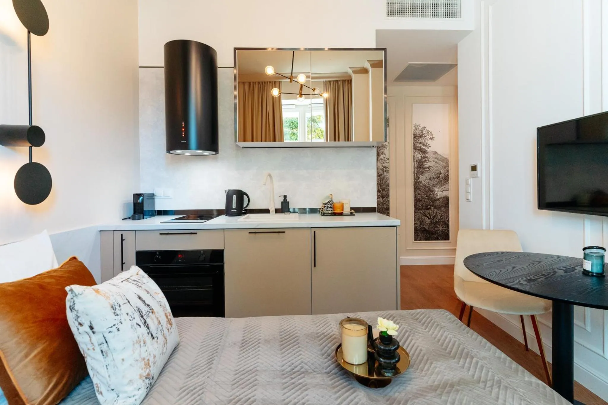 Bed in Warsaw Story - LoftAffair Collection