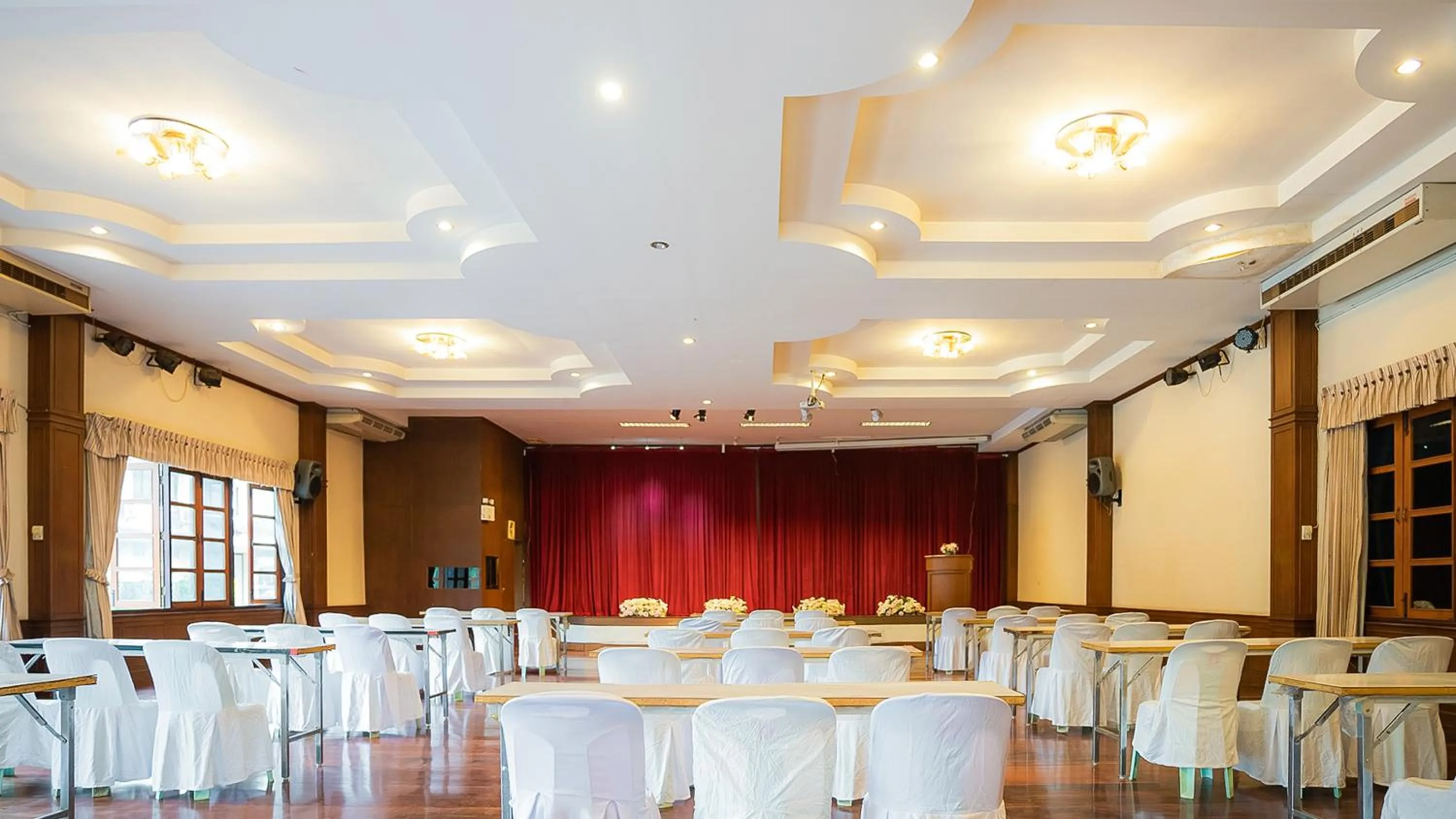 Banquet/Function facilities in Siam Avari Hotel, Chiang Rai