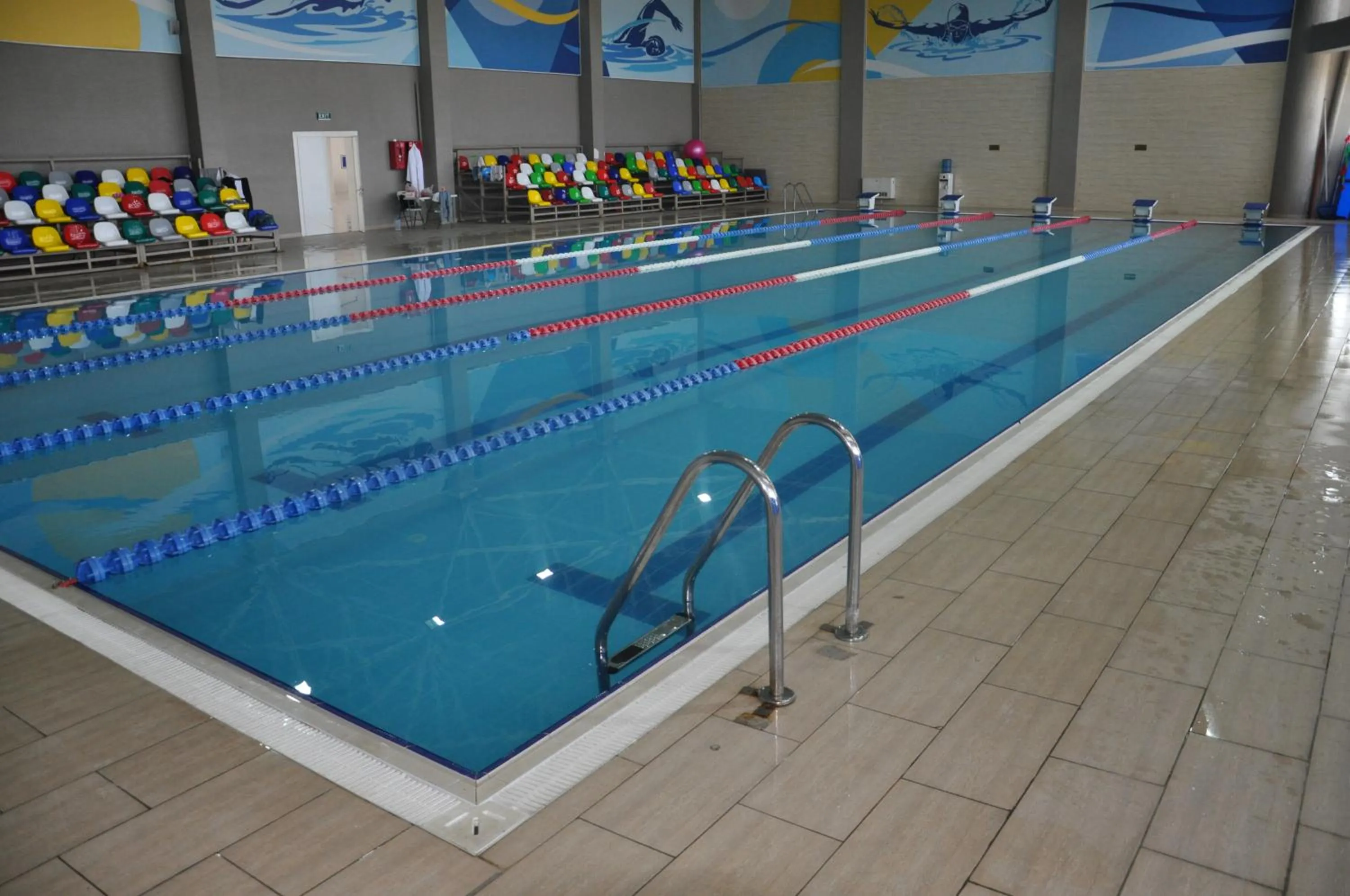 Swimming pool in Arena Hotel Absheron