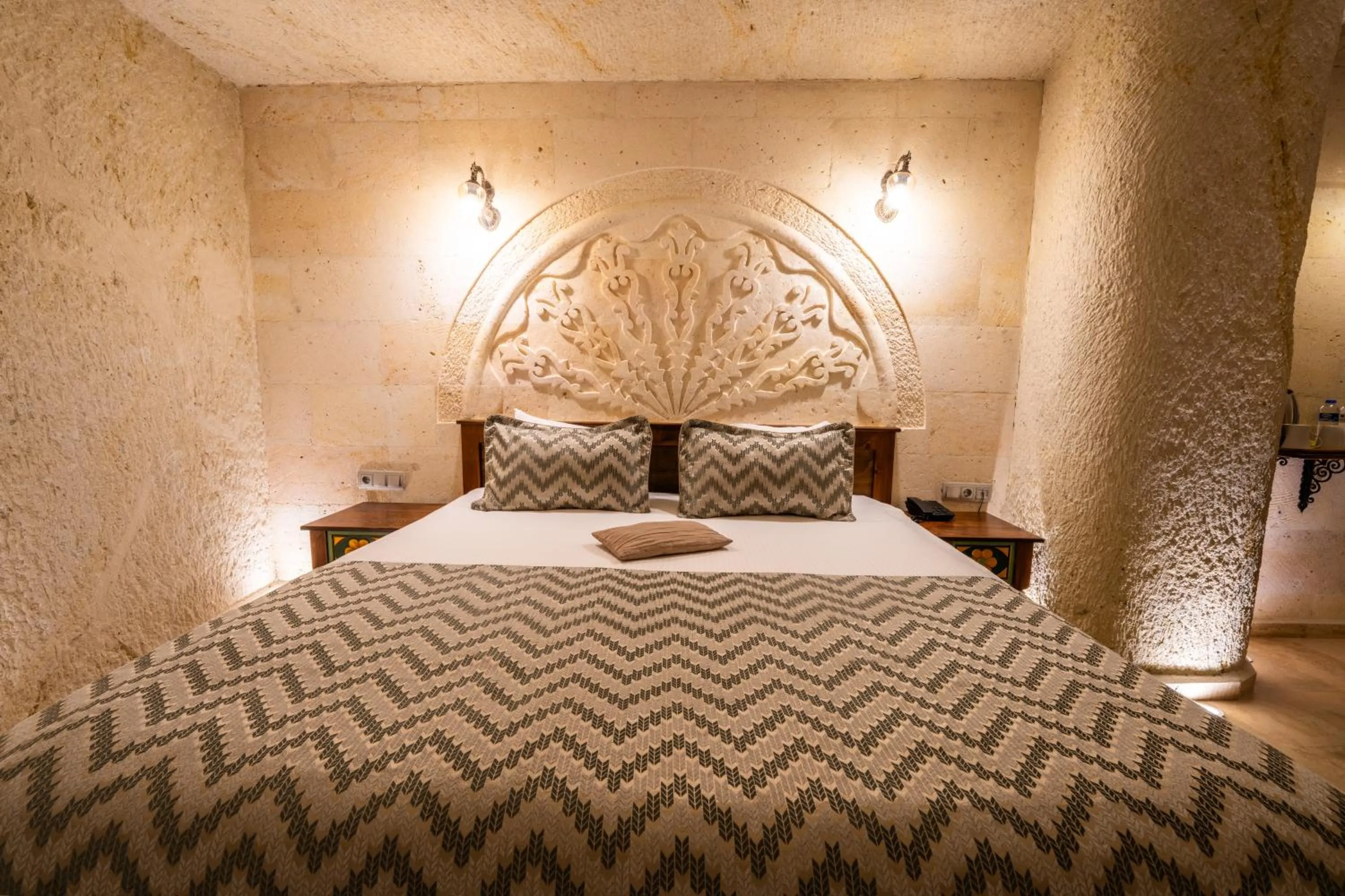 Bed in Cappadocia Sweet Cave