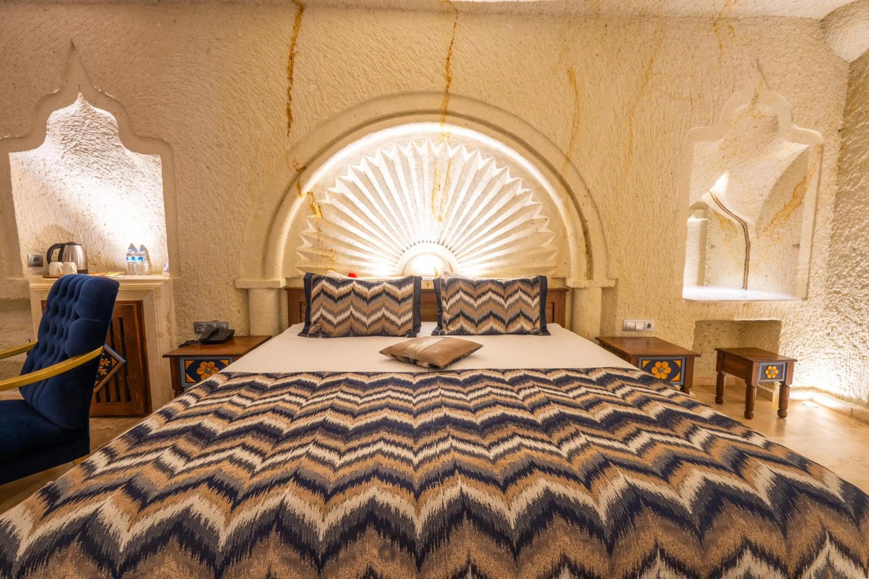 Bed in Cappadocia Sweet Cave
