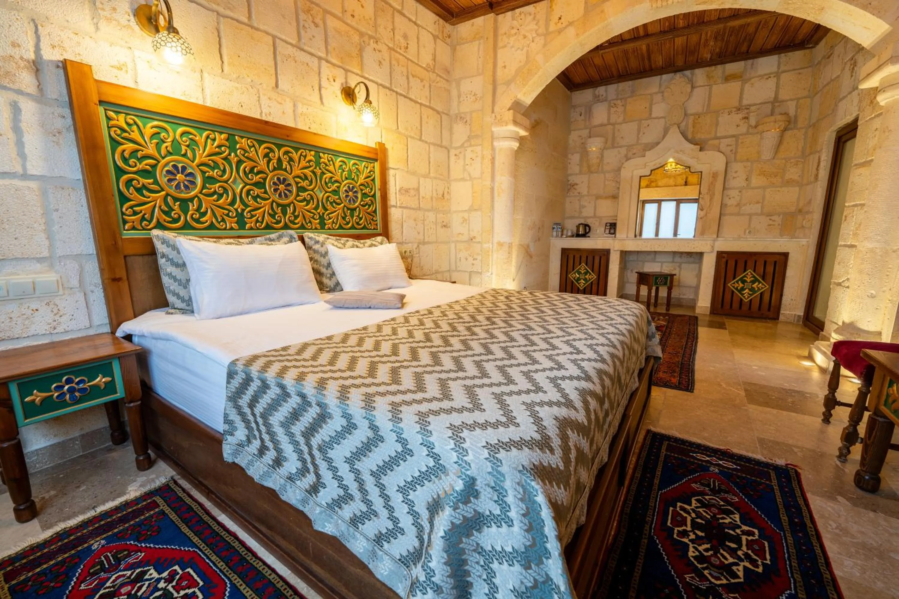 Bed in Cappadocia Sweet Cave