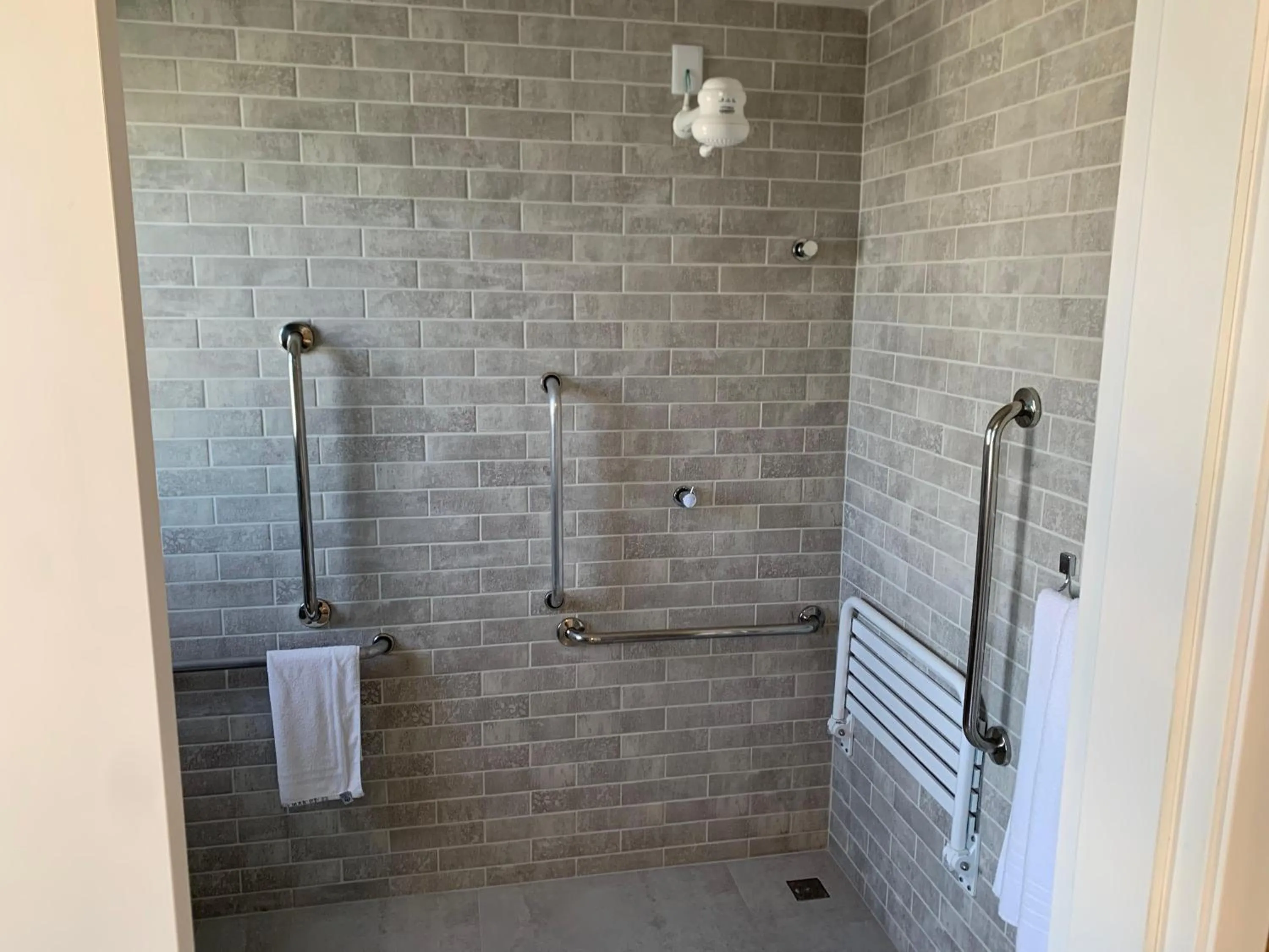 Shower in Liiv Mar - Natal Ponta Negra