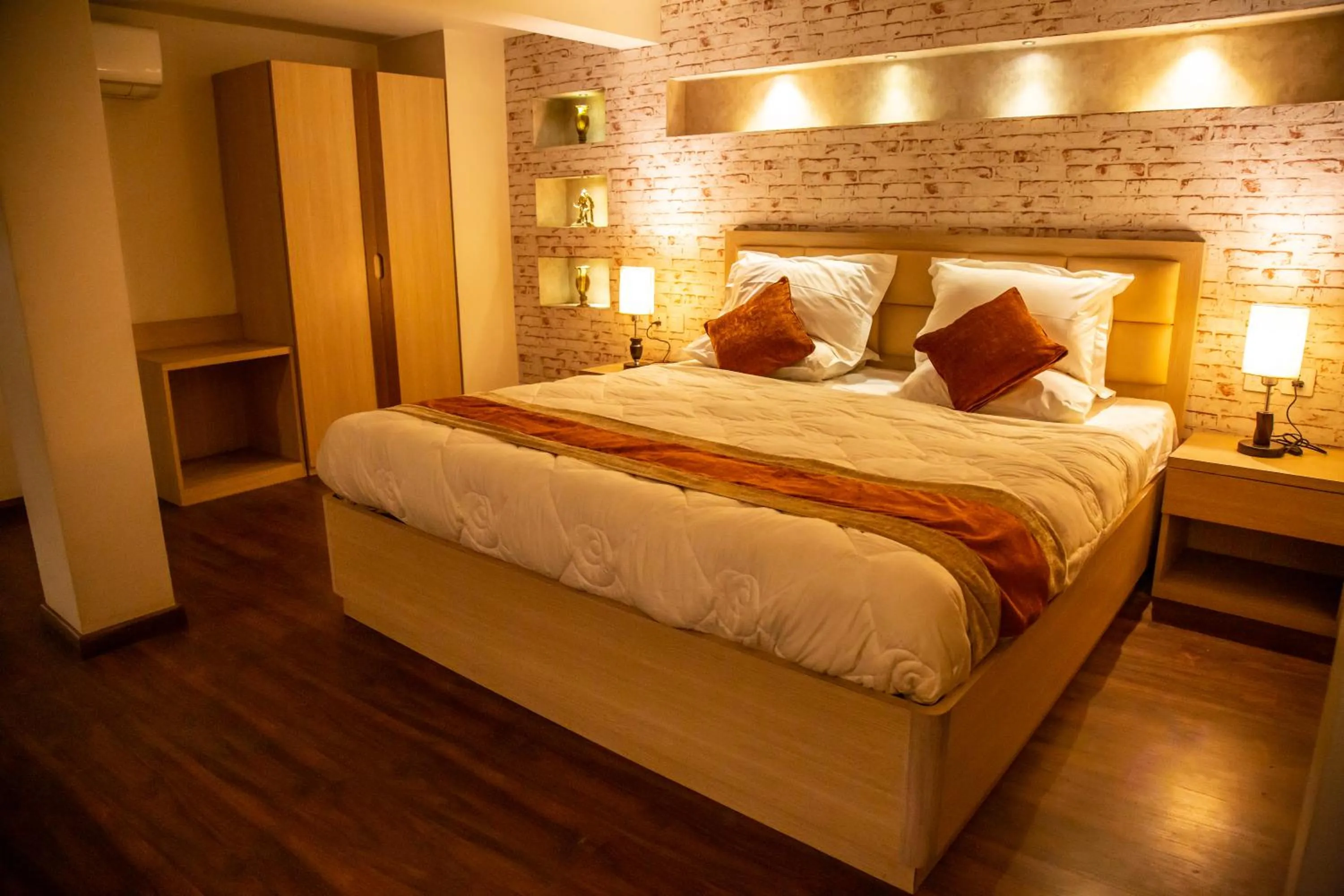 Bed in Hotel Traditional