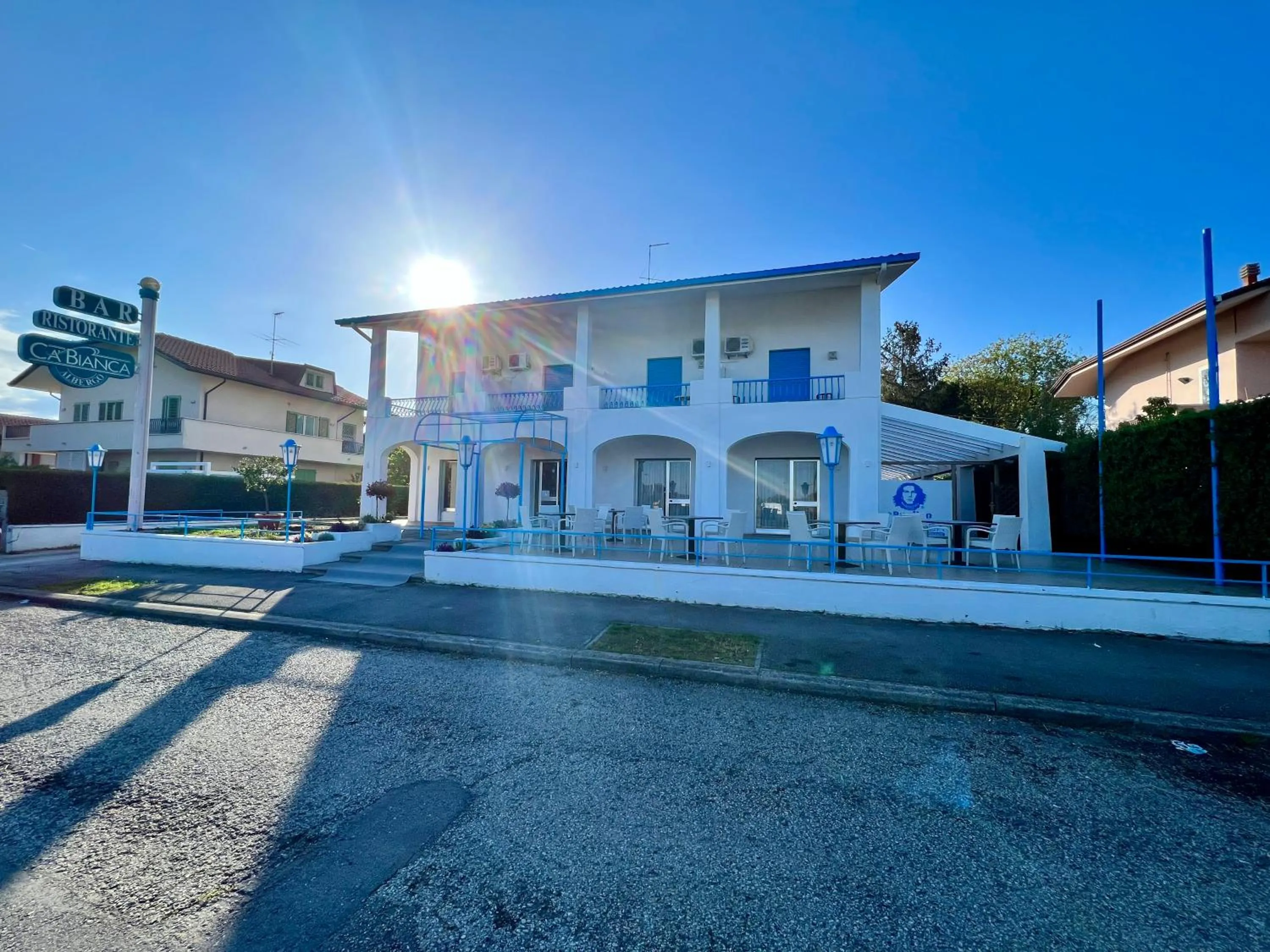 Property building in Hotel Ca' Bianca da Paolino