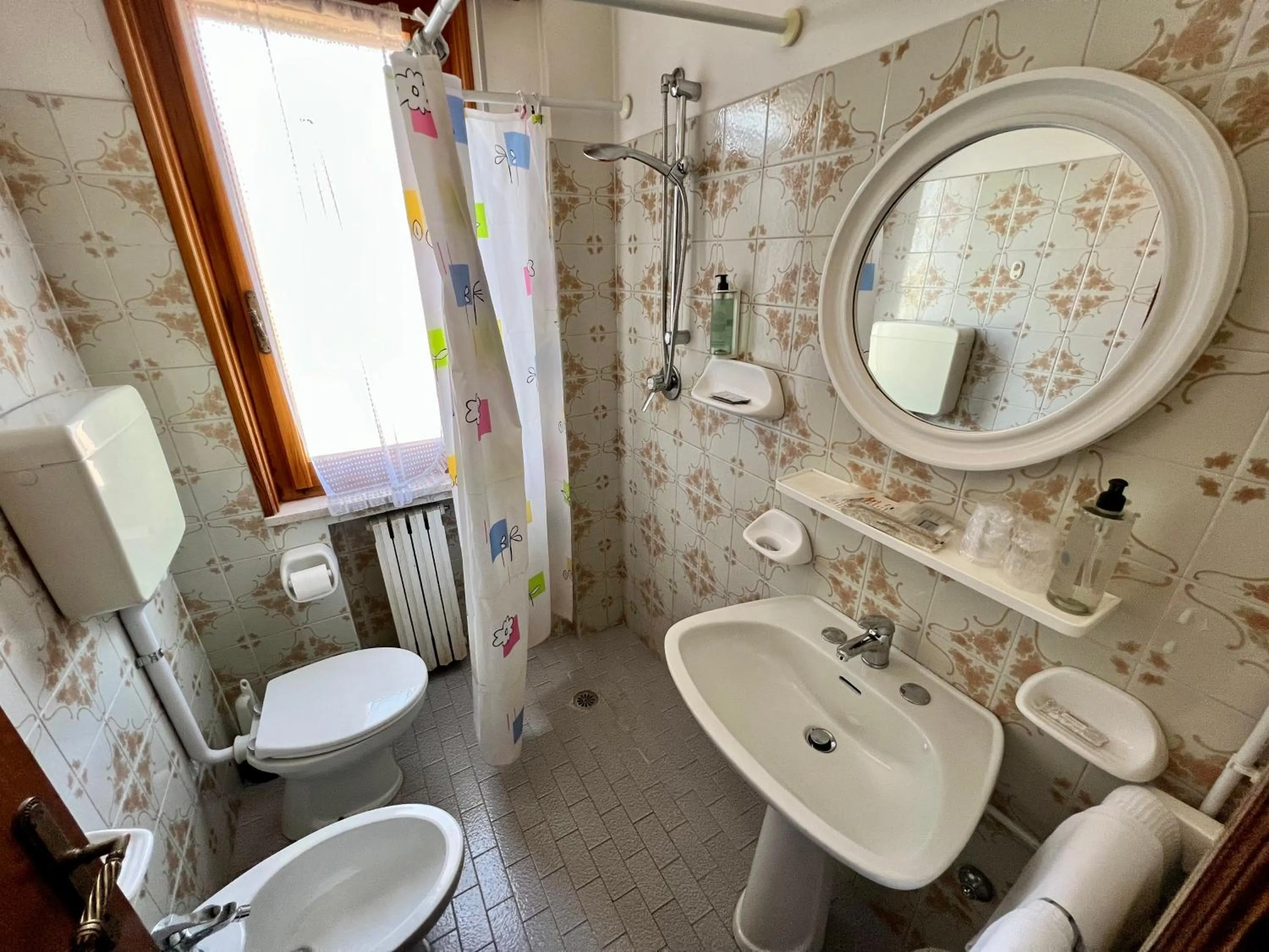 Bathroom in Hotel Ca' Bianca da Paolino