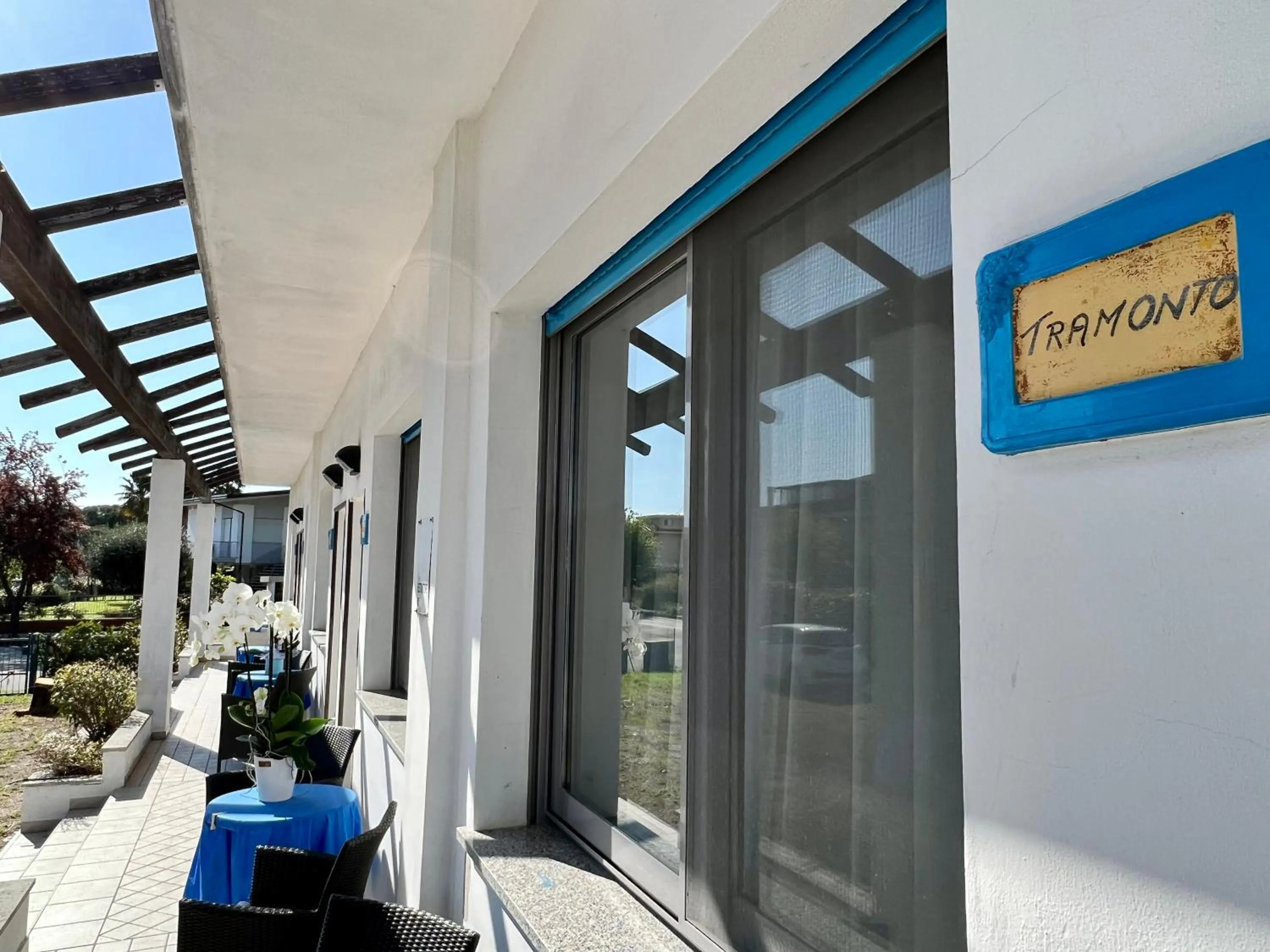 Patio in Hotel Ca' Bianca da Paolino