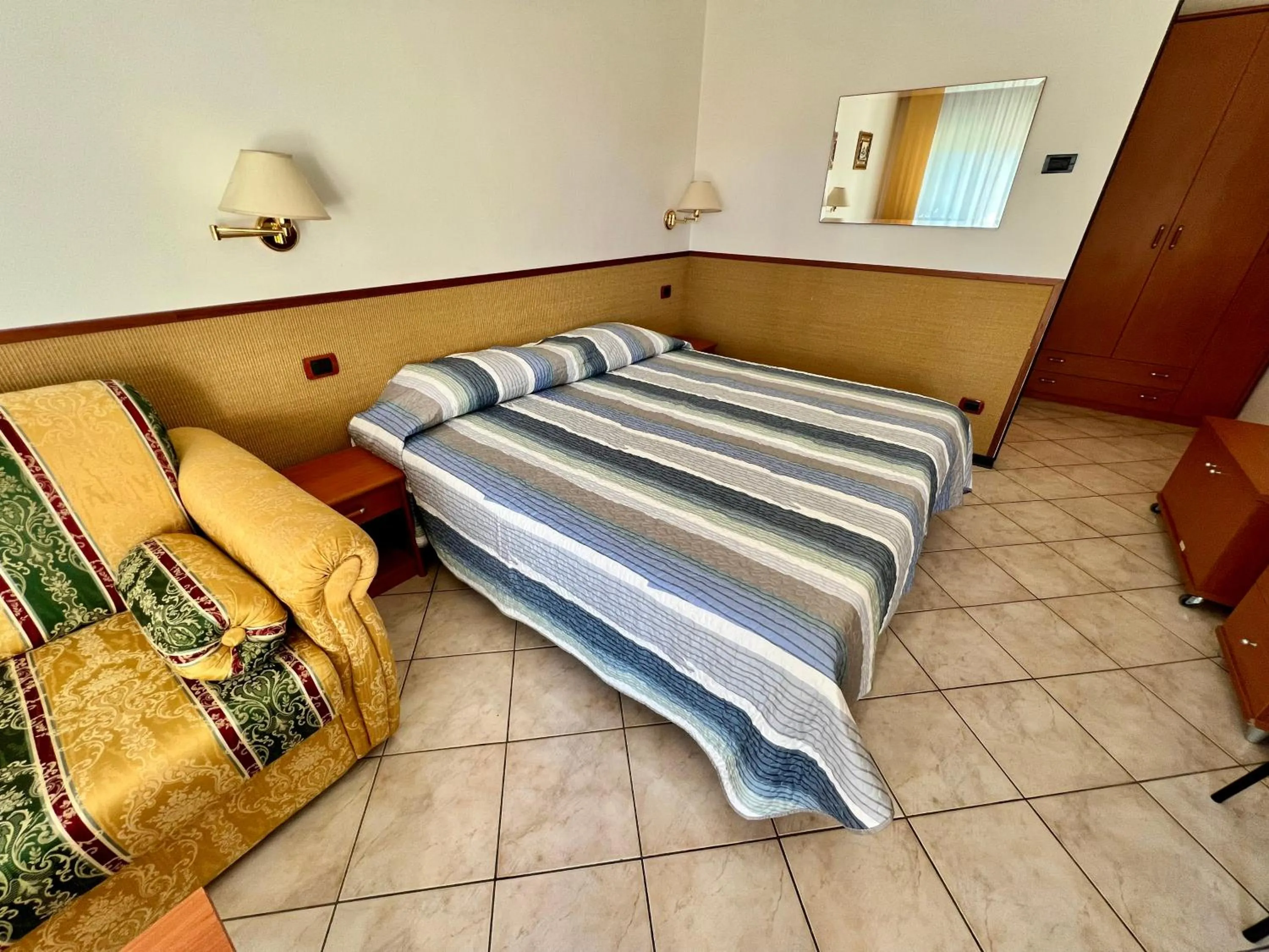 Bed in Hotel Ca' Bianca da Paolino