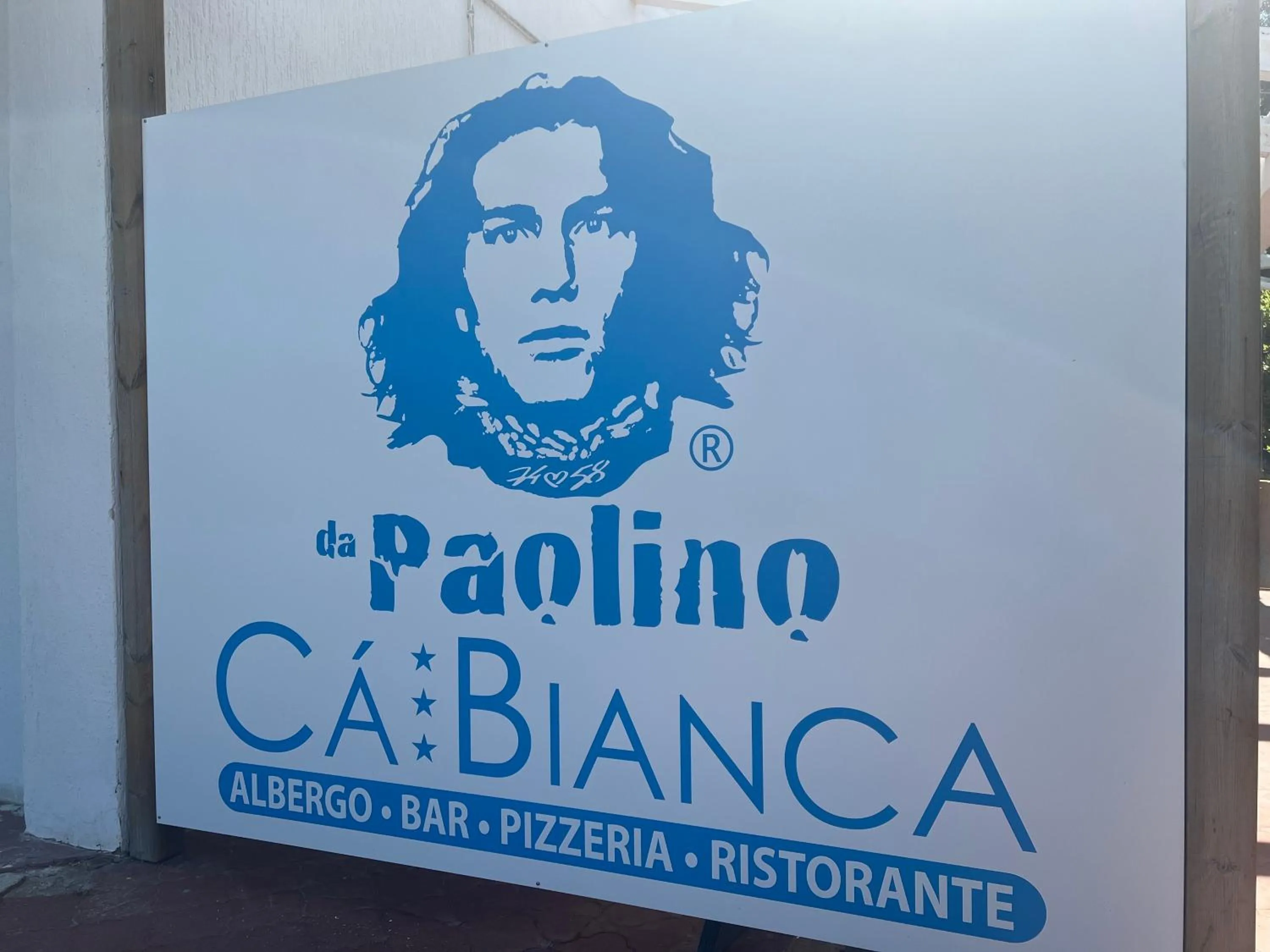 Logo/Certificate/Sign in Hotel Ca' Bianca da Paolino