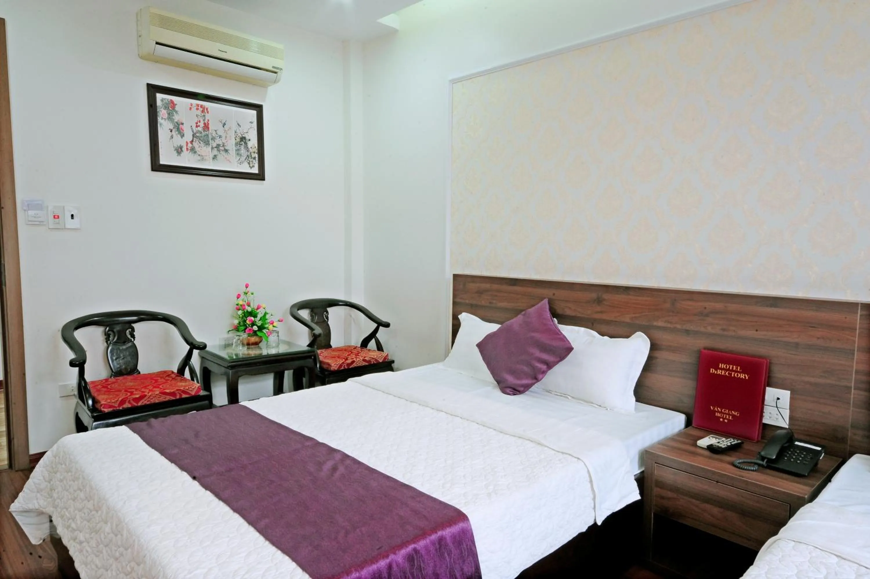 Bed in Van Giang Hotel