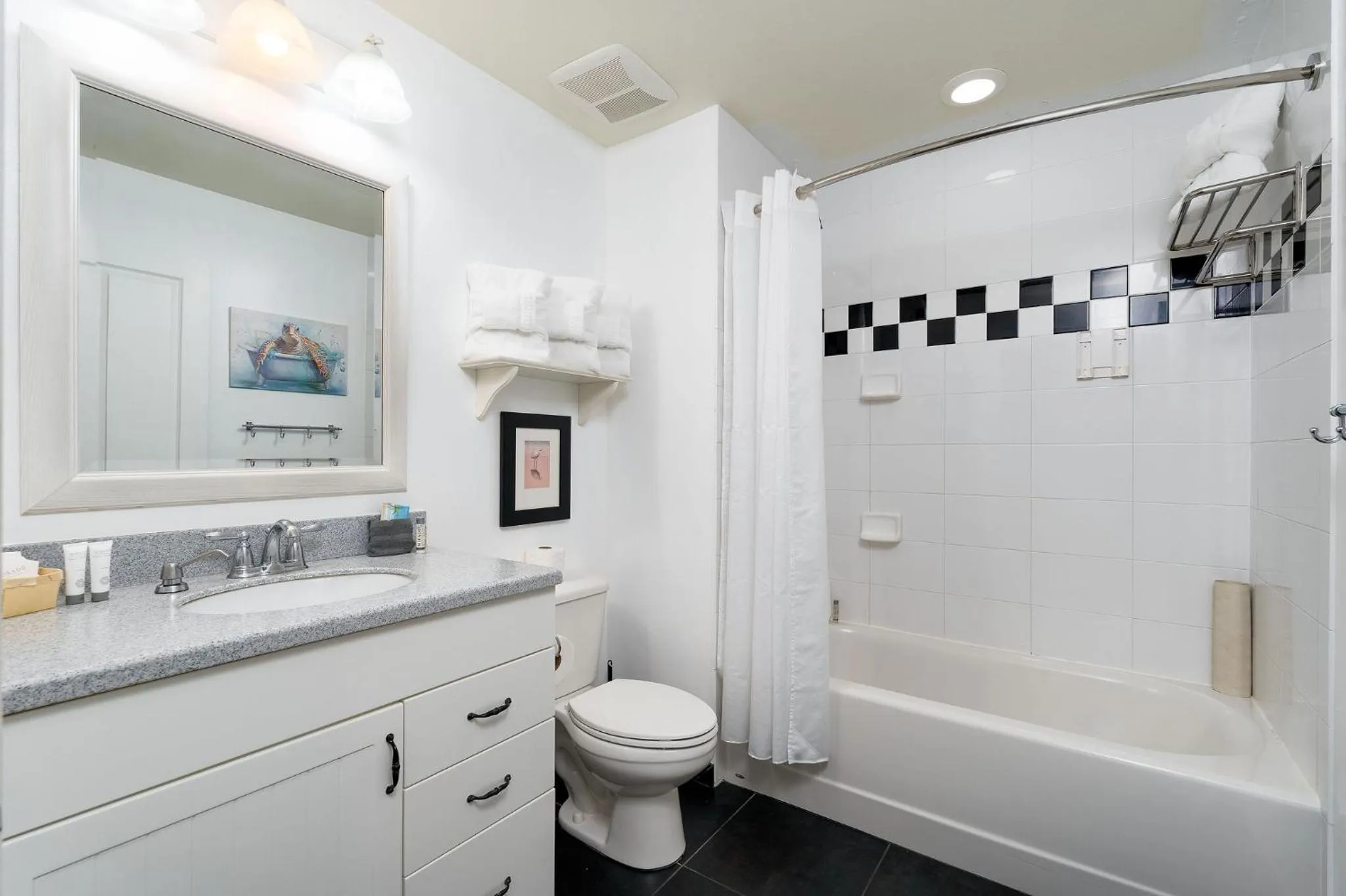 Harbour House at the Inn 207