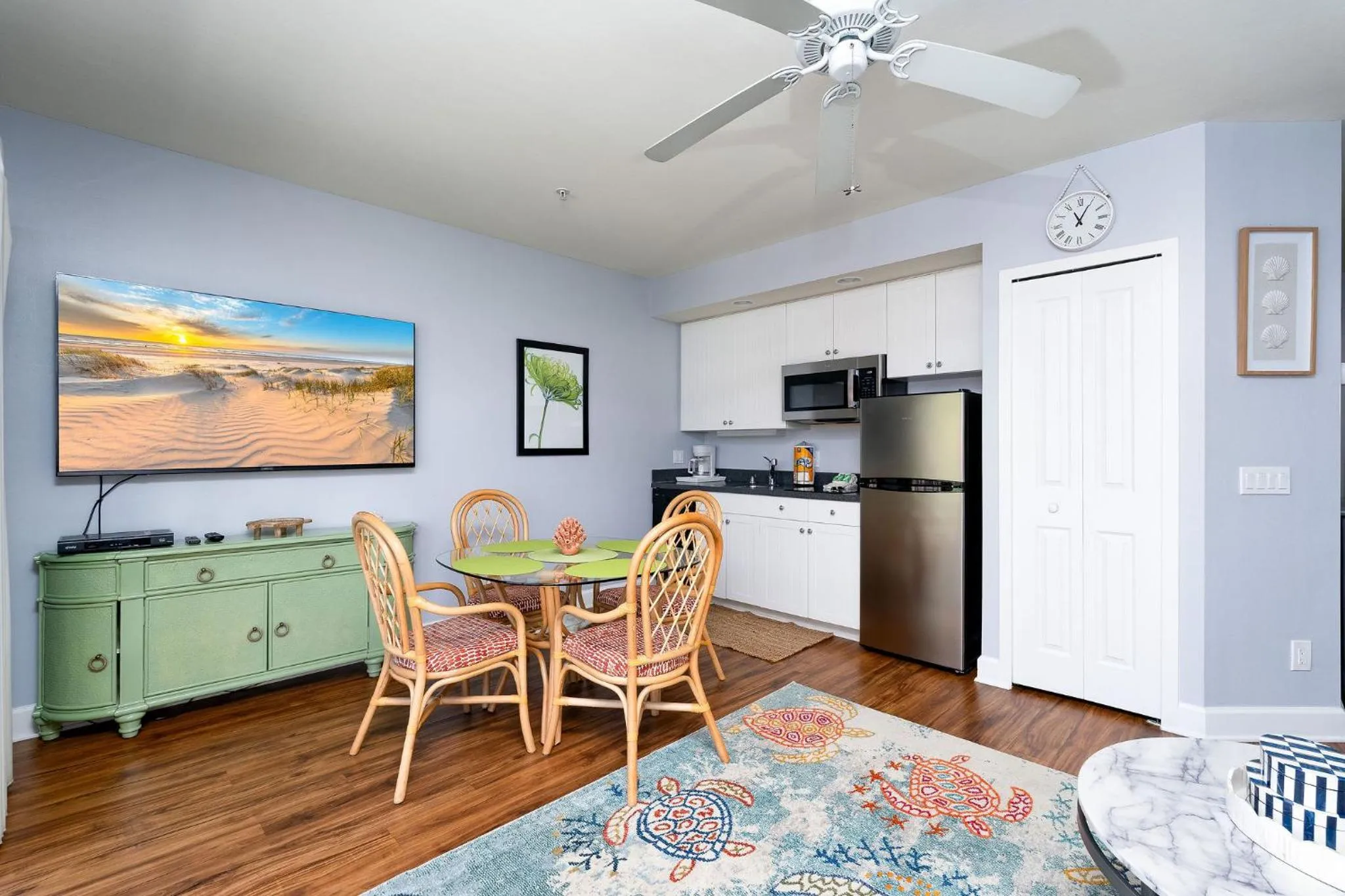 Harbour House at the Inn 207