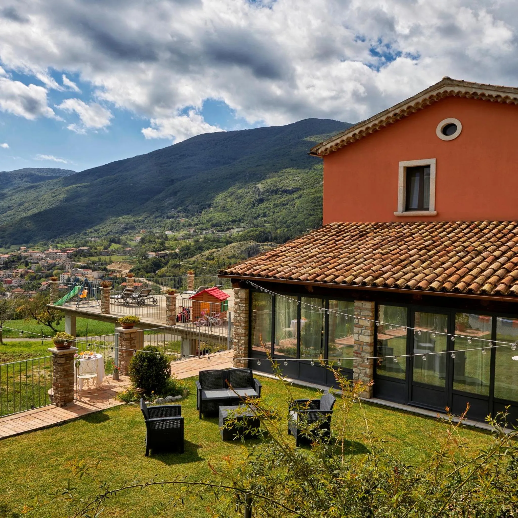 Property building in Piana la Gatta