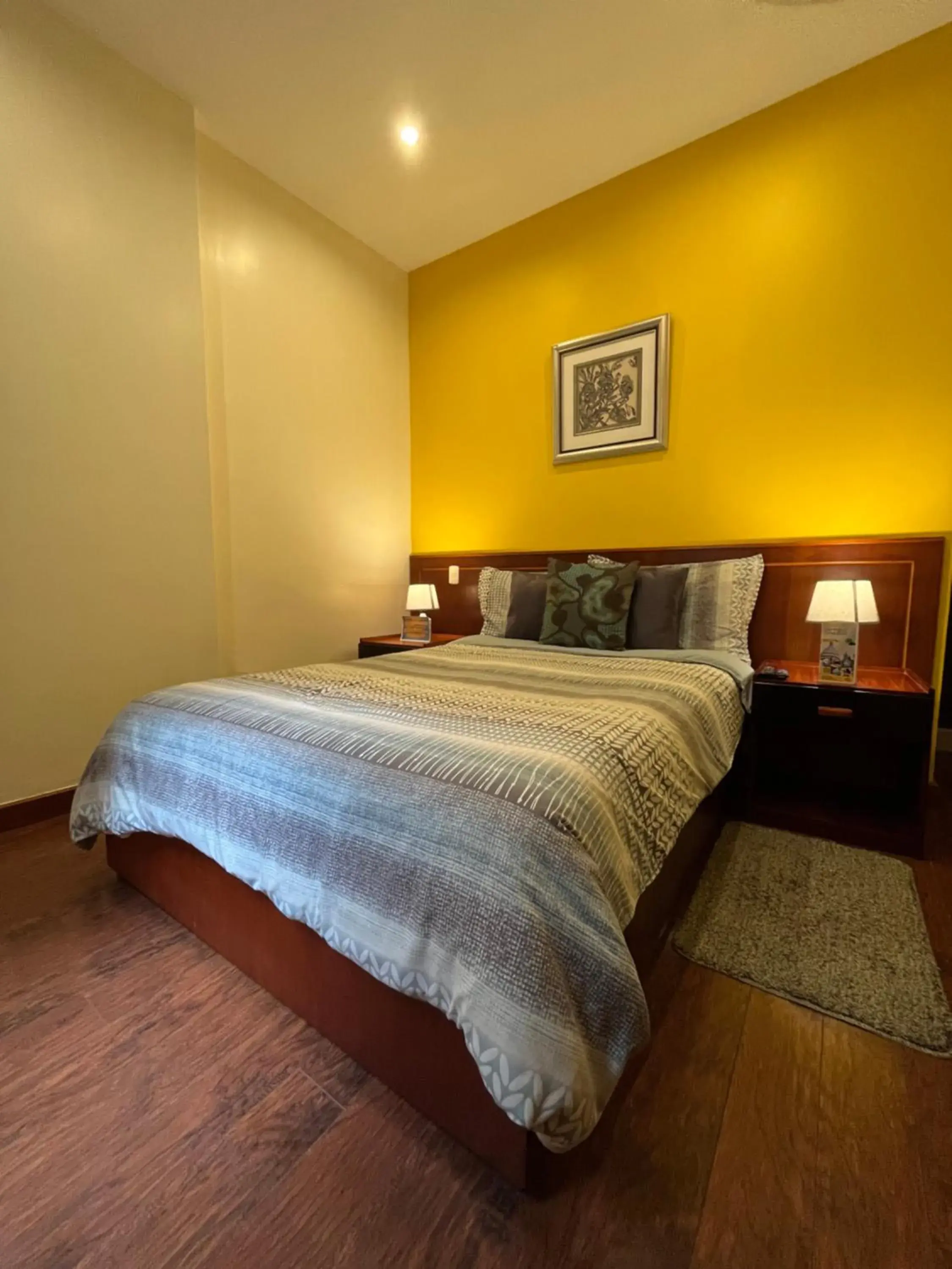 Superior Double Room in Pepe's House Cuenca I Hotel & Boutique Hostel Superior Double Room in Pepe's House Cuenca I Hotel & Boutique Hostel