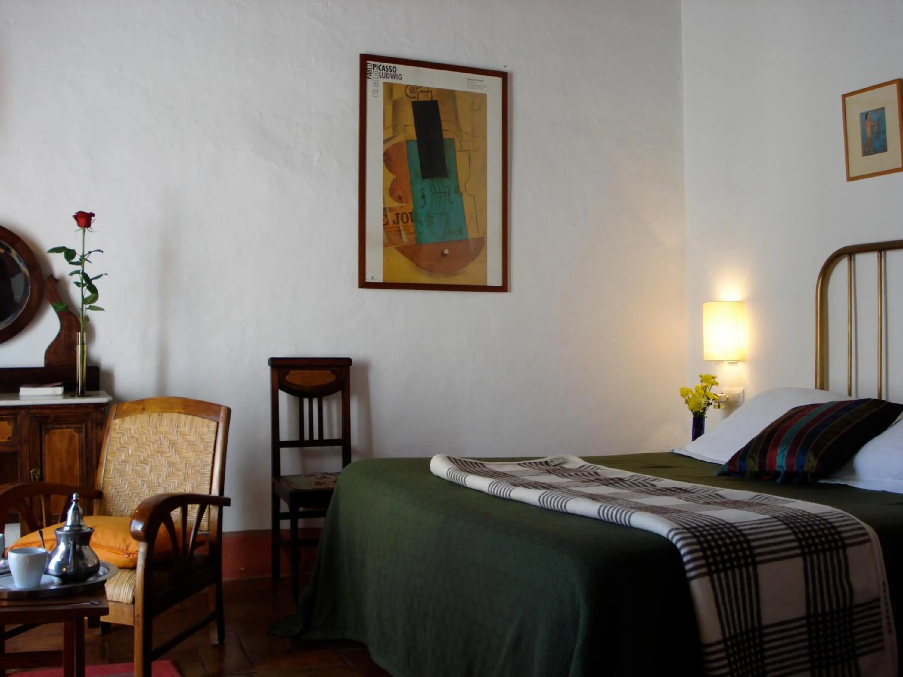 Photo of the whole room, Bed in La Casa Grande