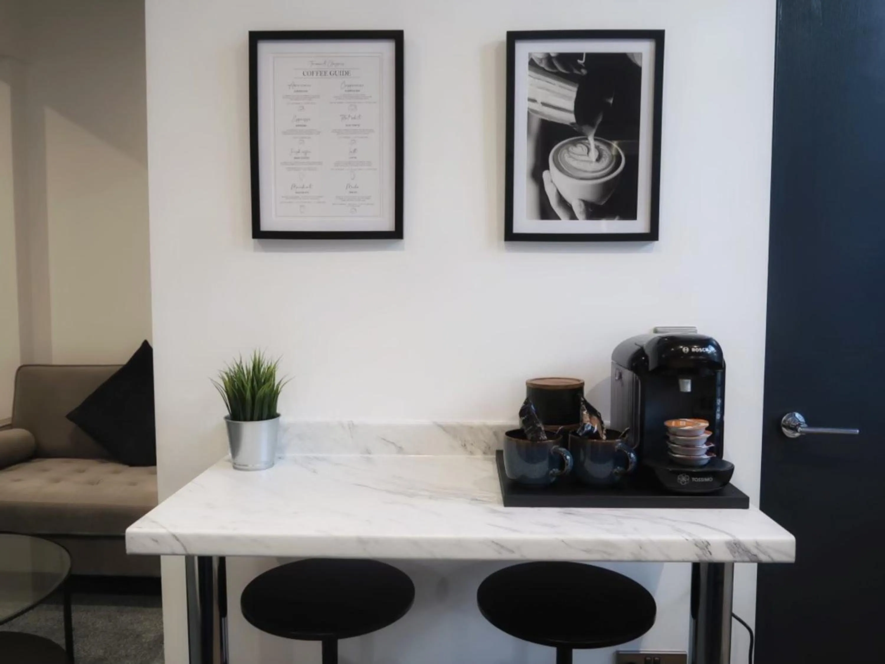 Coffee/tea facilities in Sun Street Aparthotel