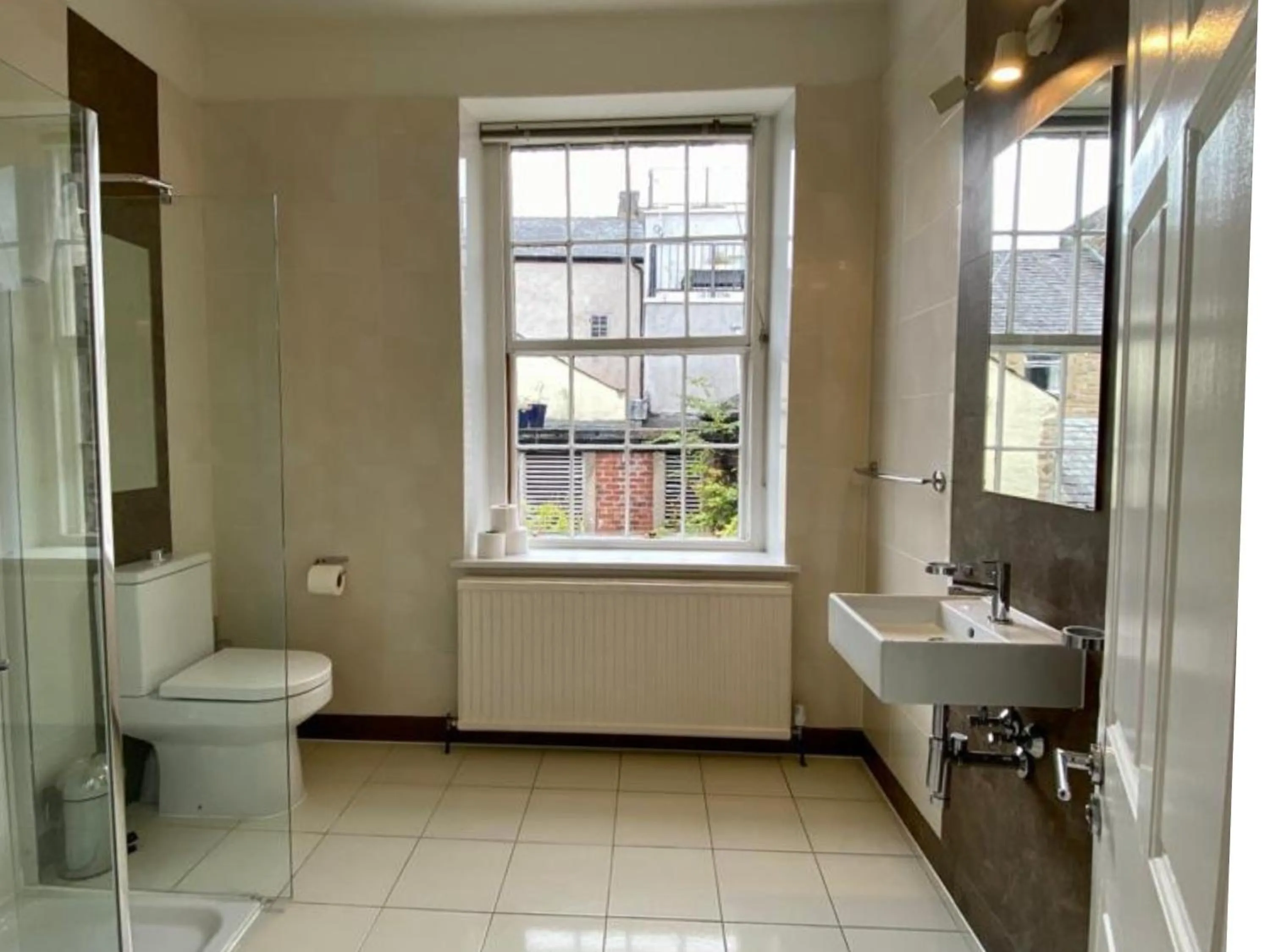 Bathroom in Sun Street Aparthotel