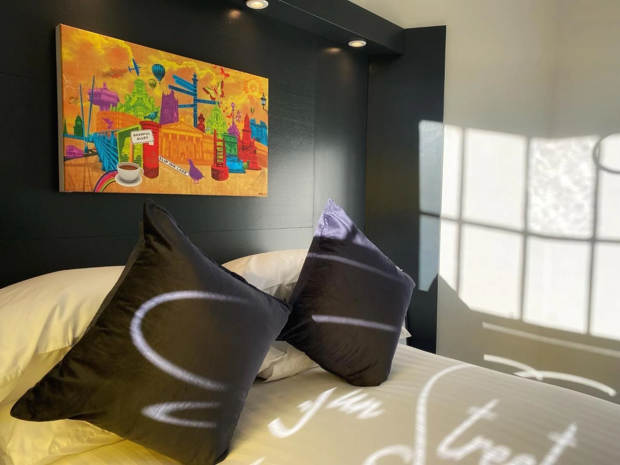 Bedroom, Bed in Sun Street Aparthotel