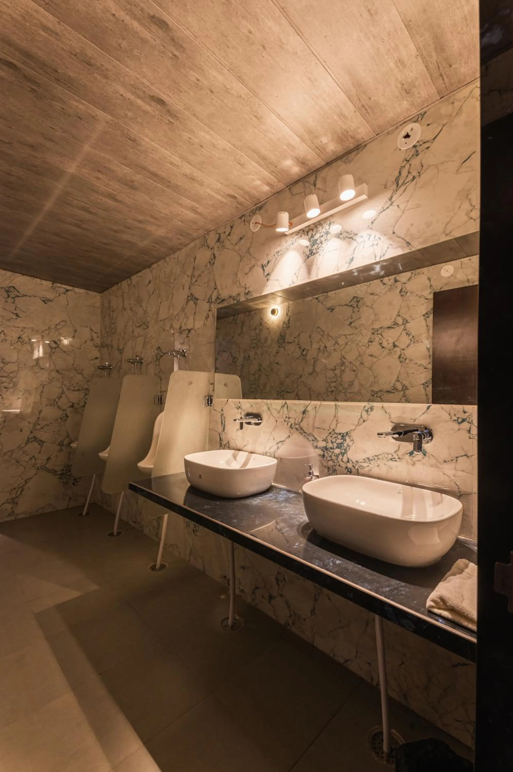 Bathroom in Hotel Prime Safari