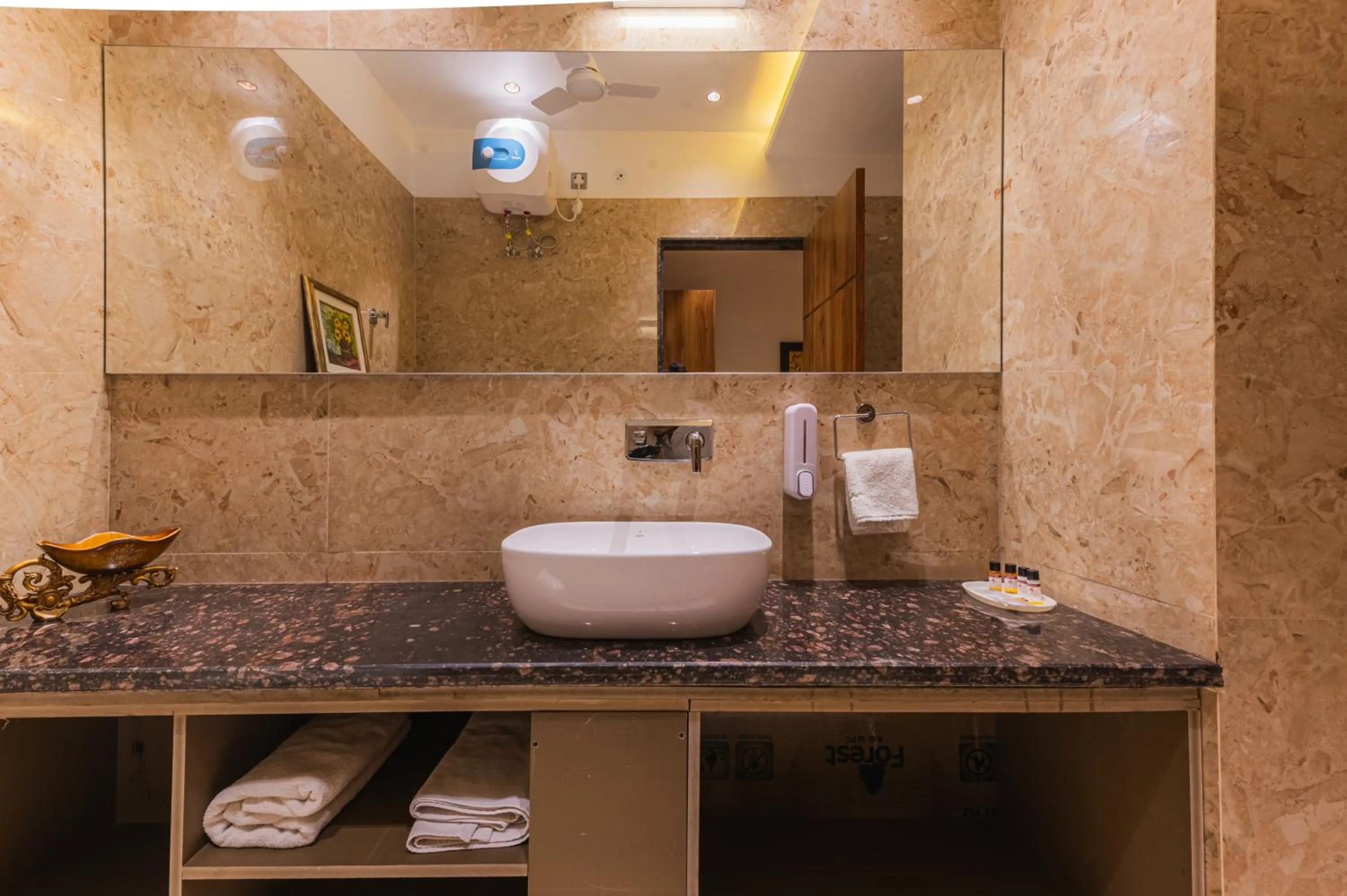 Bathroom in Hotel Prime Safari