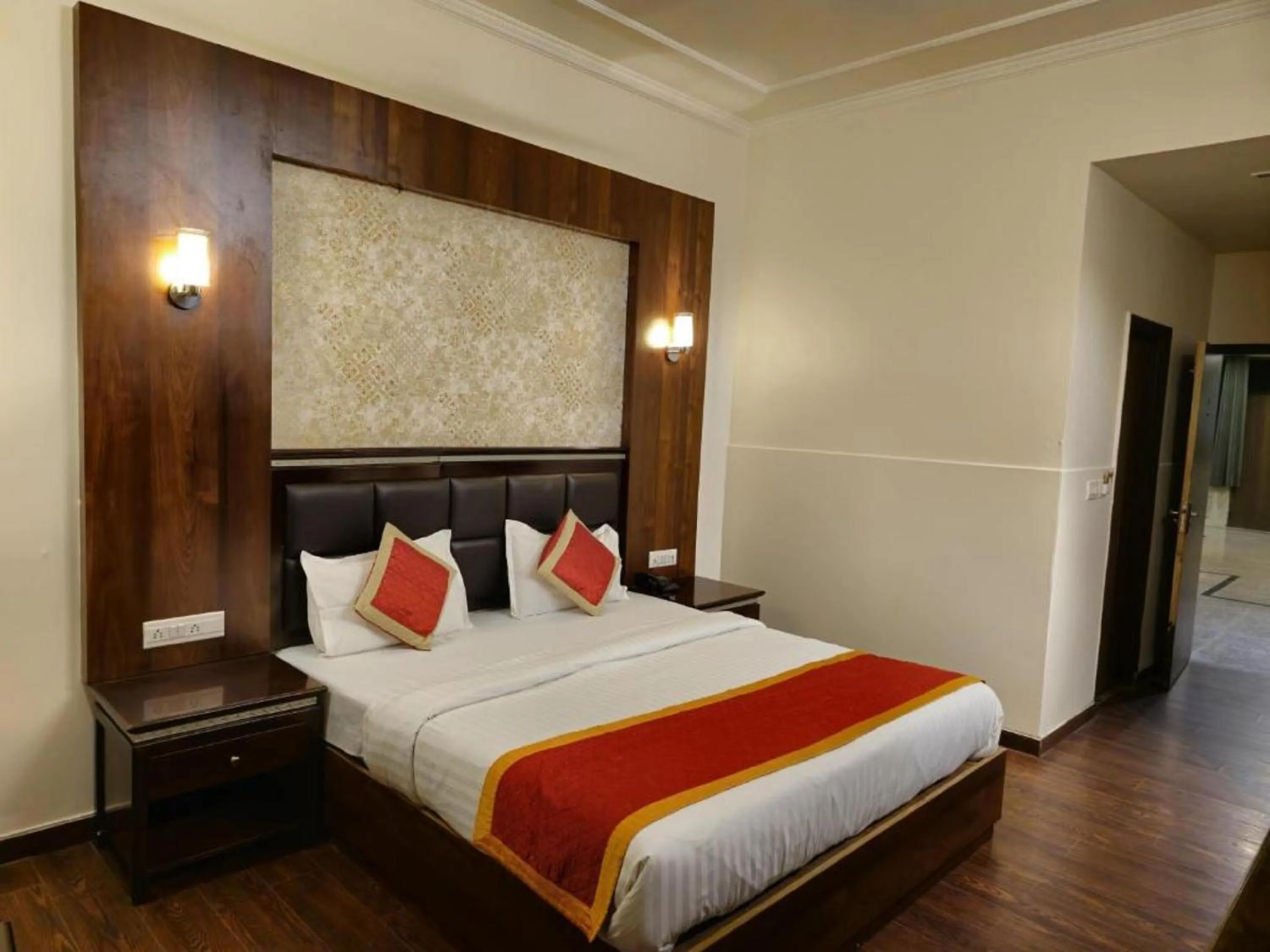 Bedroom, Bed in Hotel Prime Safari