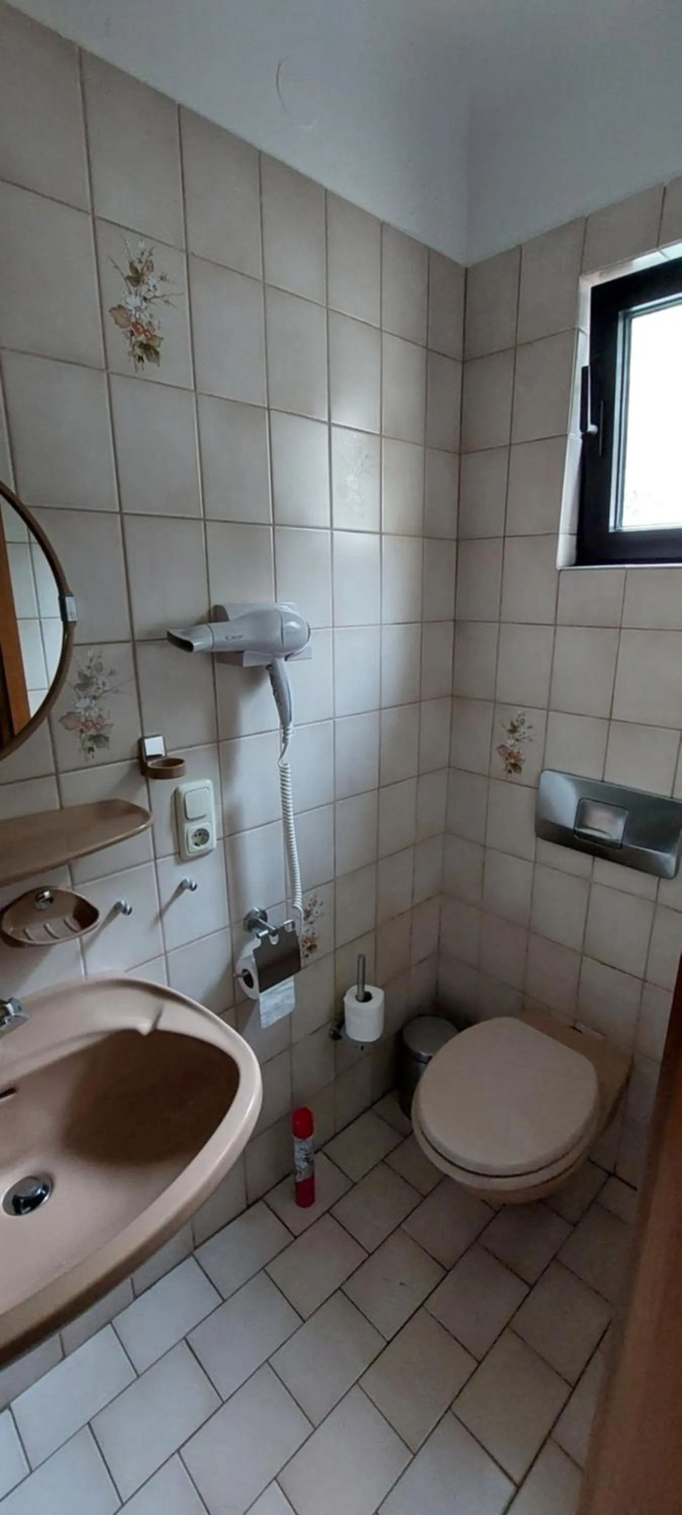 Black Bear Bikers Pub-Hotel