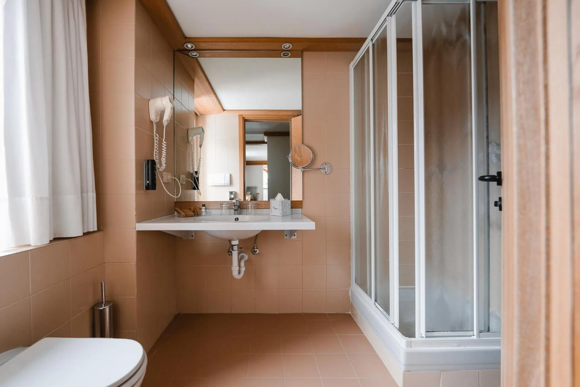 Bathroom in Sertorelli Sporthotel