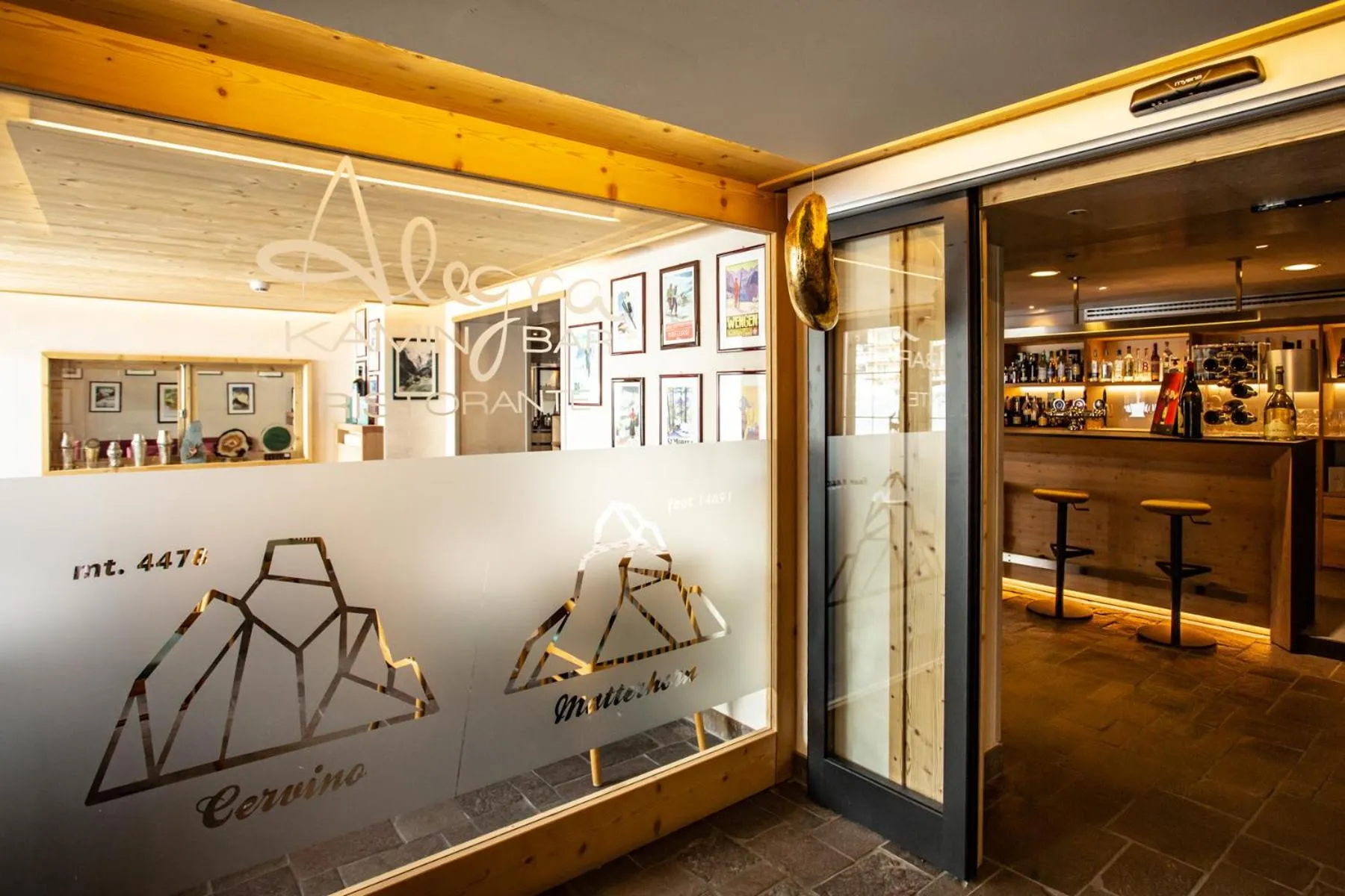 Communal lounge/ TV room in Sertorelli Sporthotel