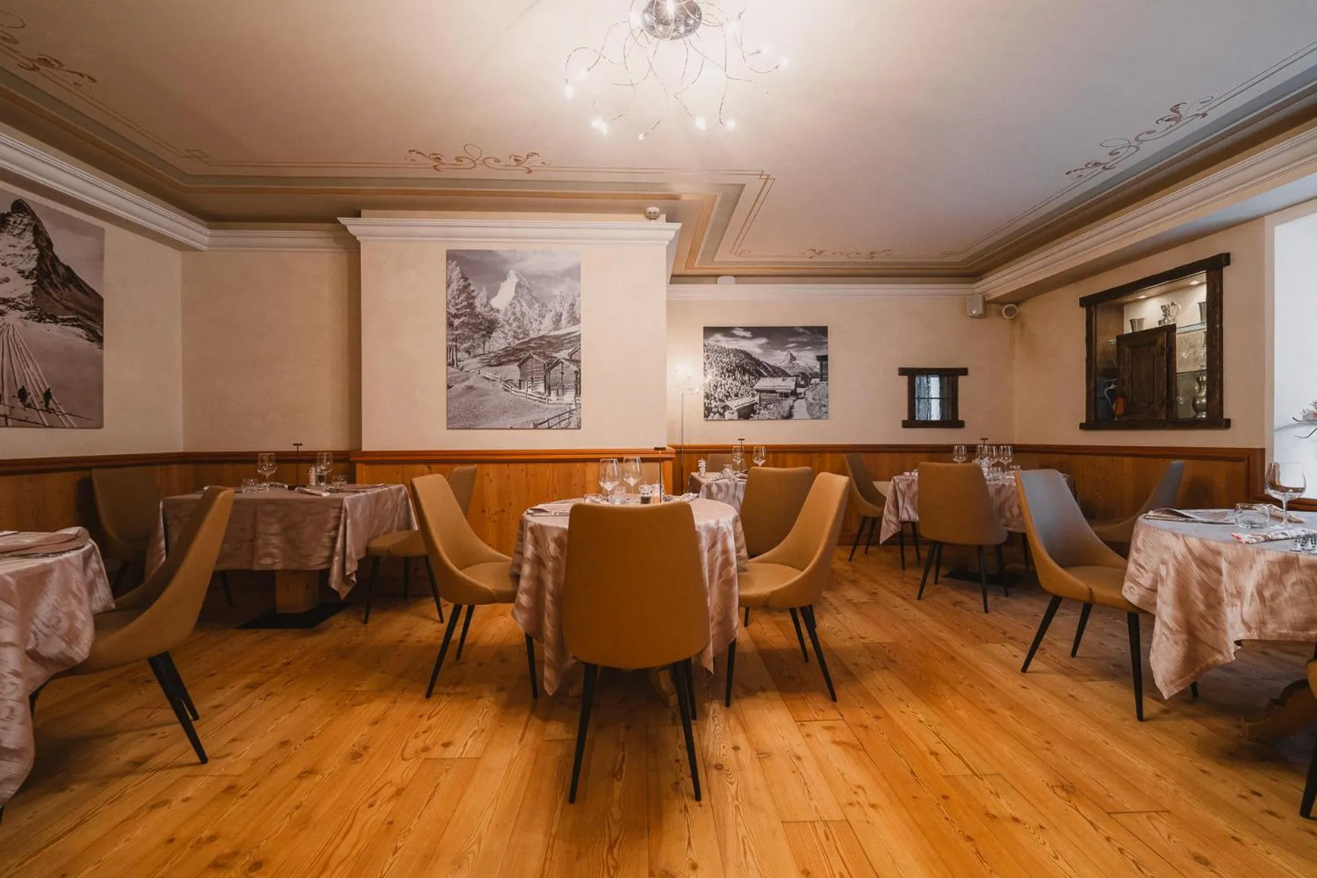 Restaurant/places to eat in Sertorelli Sporthotel