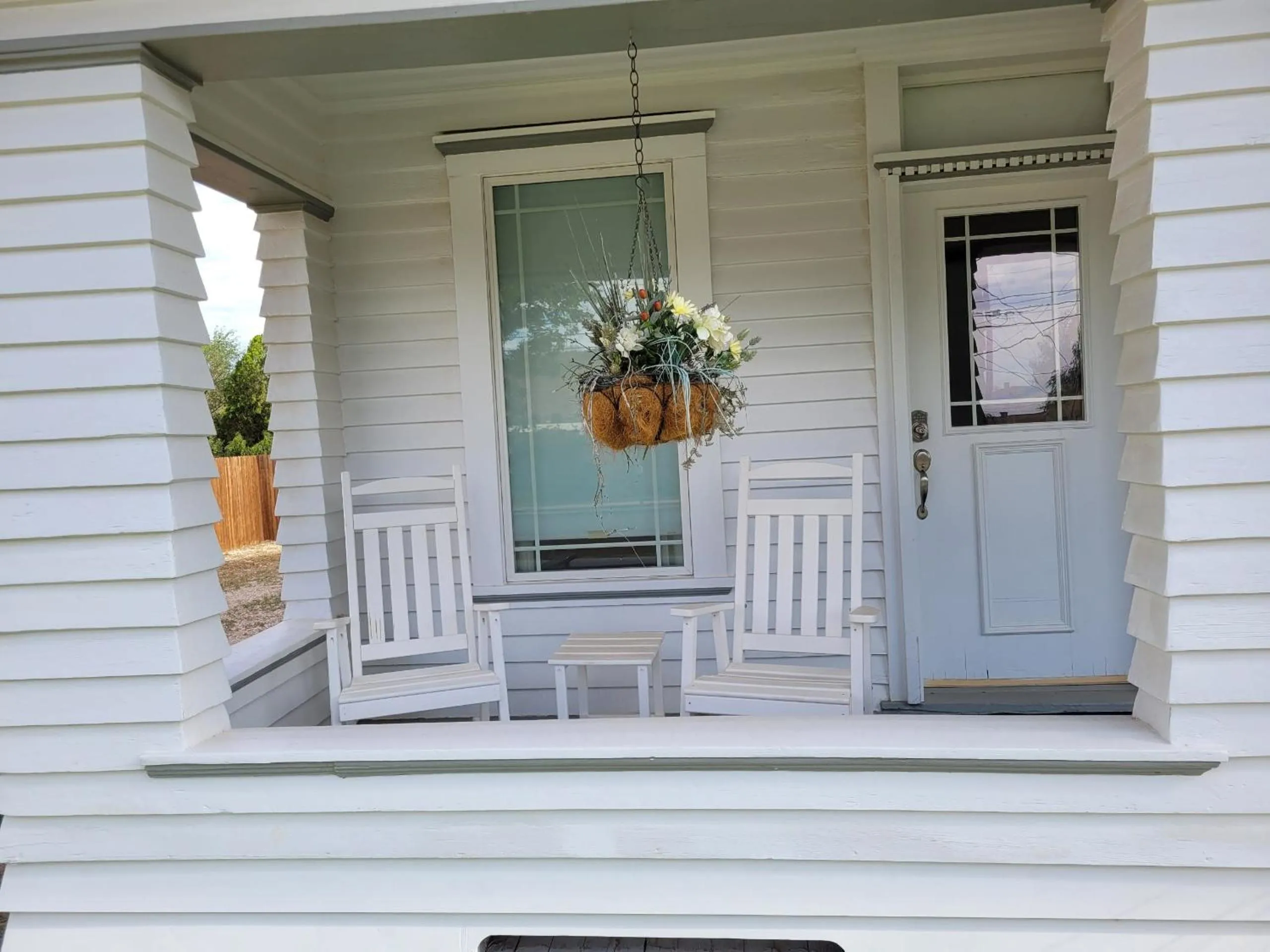 Holland House - Historic and Sophisticated