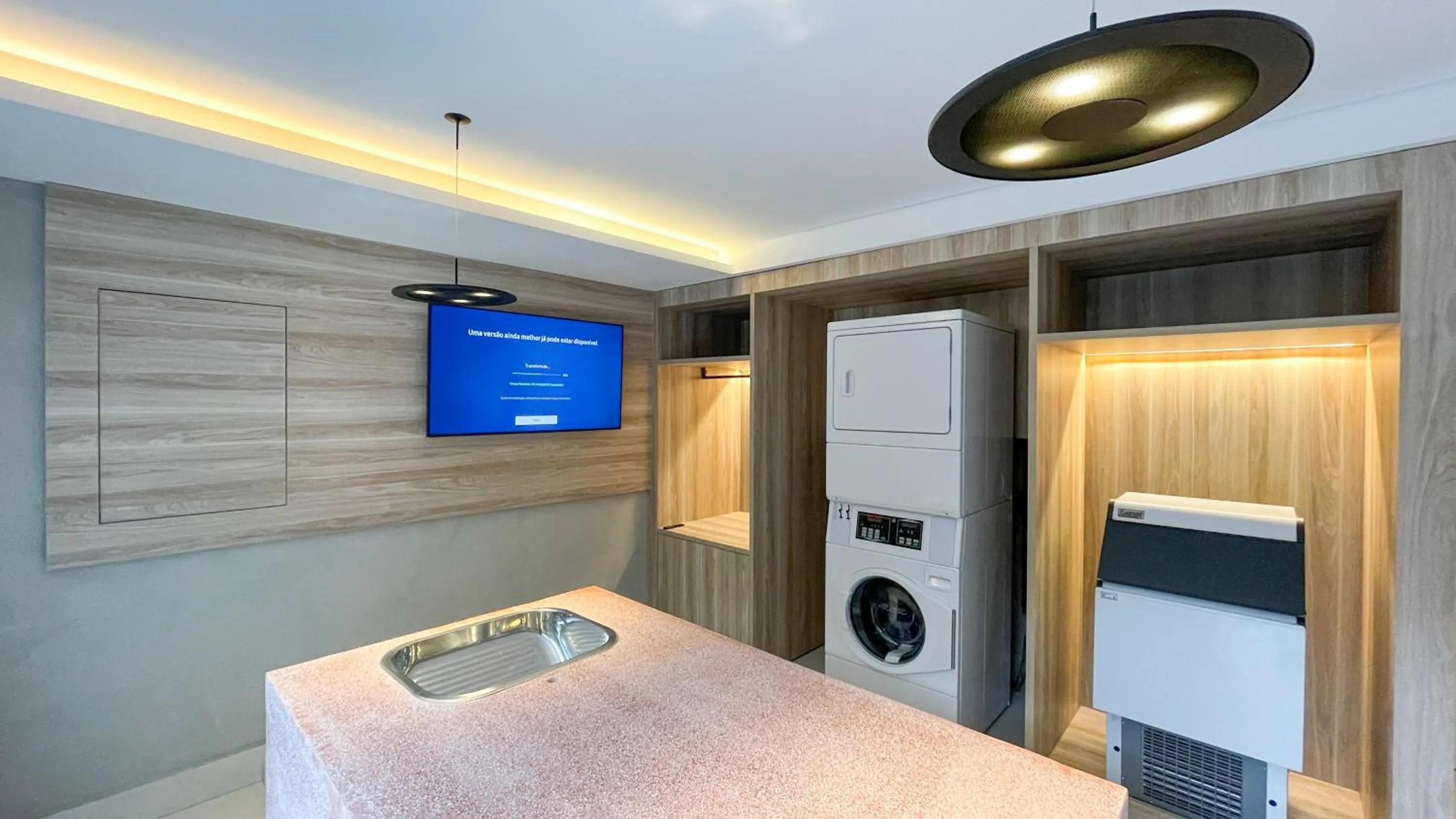 laundry, Bed in Noon Vila Madalena