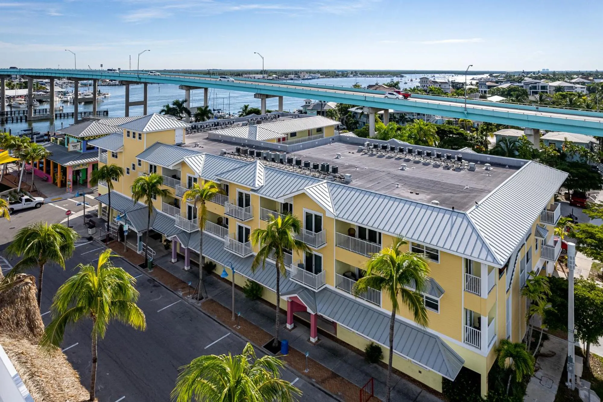 Harbour House at the Inn 301